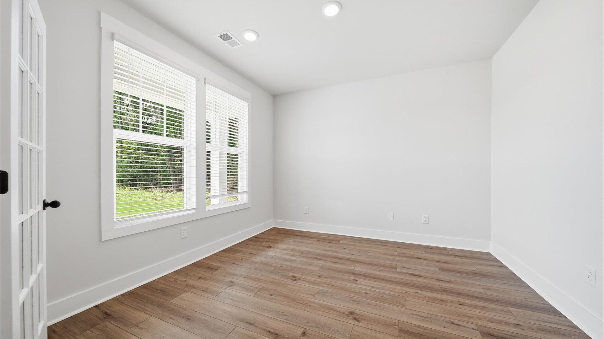 4th image of 916 Hancy Court, Woodruff, SC 29388 | MLS# SPN338271