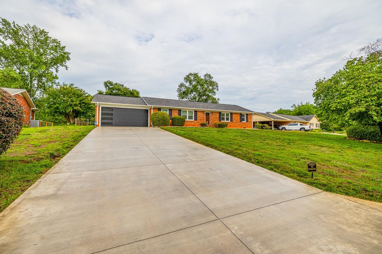 34th image of 115 Shelton Dr, Spartanburg, SC 29307 | MLS# SPN338357