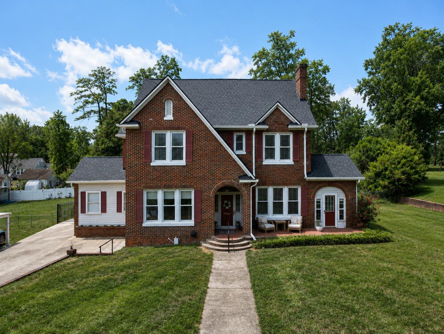 1st image of 906 College Dr, Gaffney, SC 29340 | MLS# SPN338654