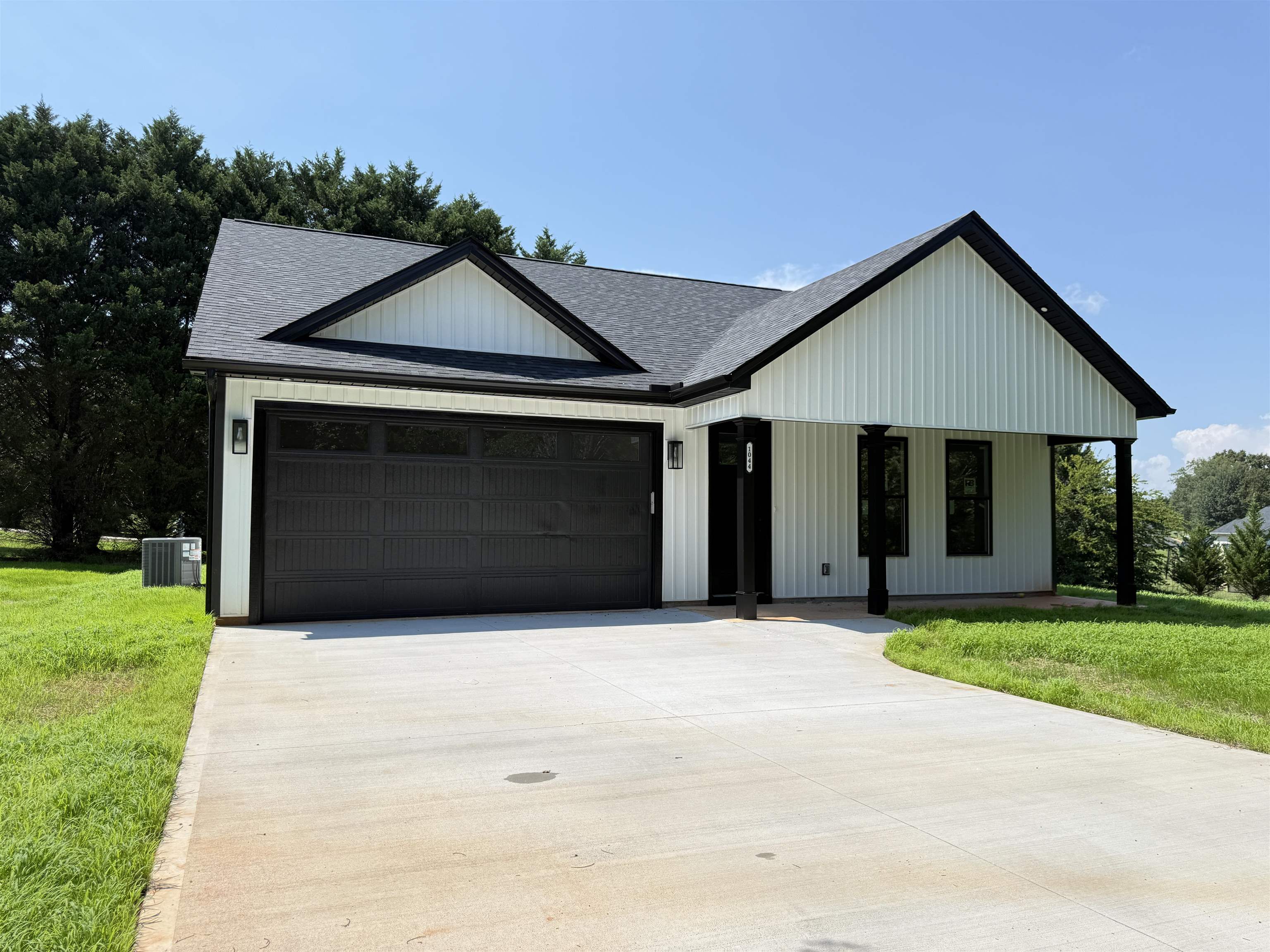 3rd image of 1044 W 11 Hwy, Chesnee, SC 29323 | MLS# SPN338801