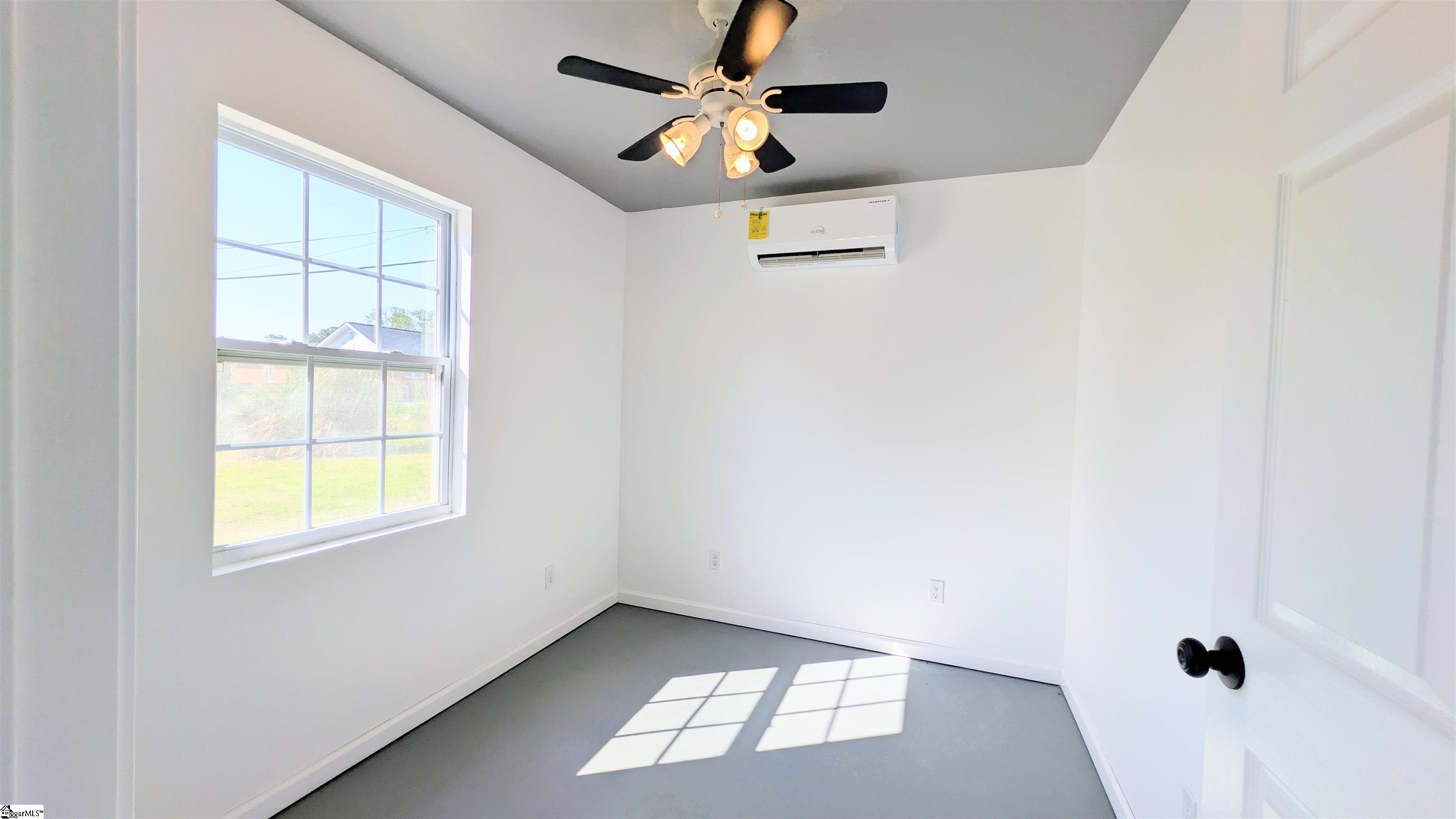 image of 193 Laurel St, Spartanburg, SC 29303 | MLS# SPN338828