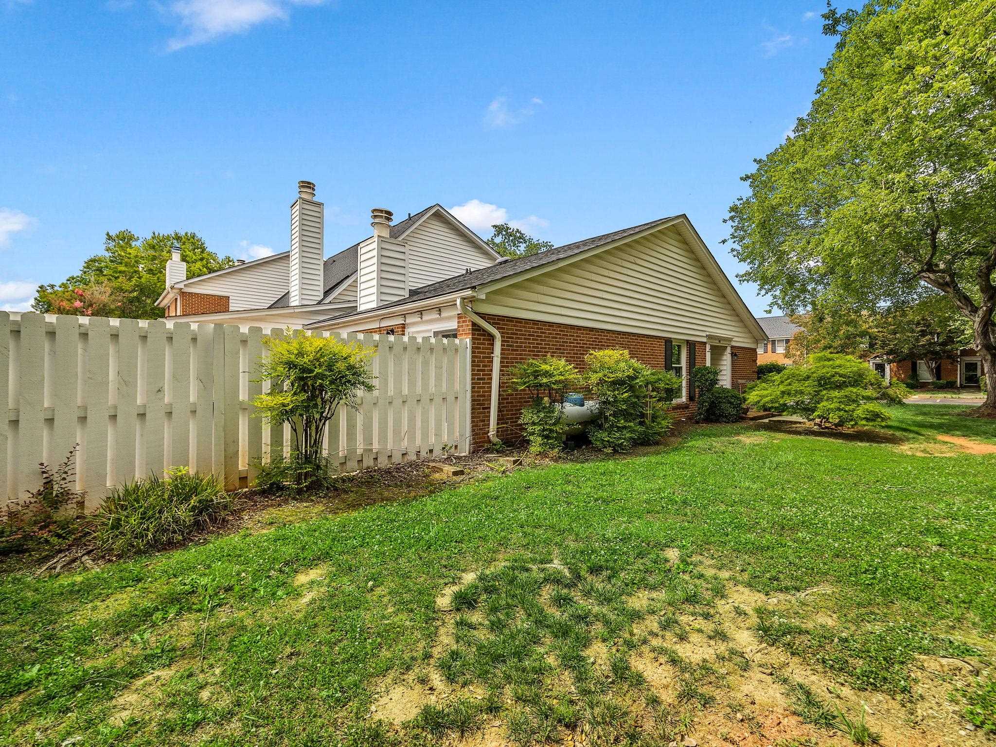 4th image of 106 Buckstone Ln, Spartanburg, SC 29307 | MLS# SPN338844