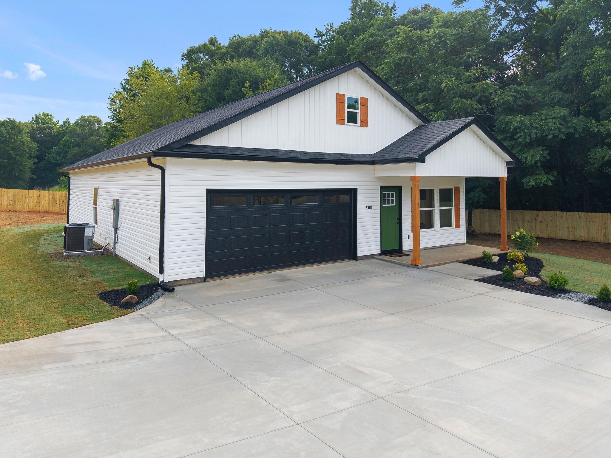2nd image of 2302 Old Spartanburg Hwy, Woodruff, SC 29388 | MLS# SPN339061