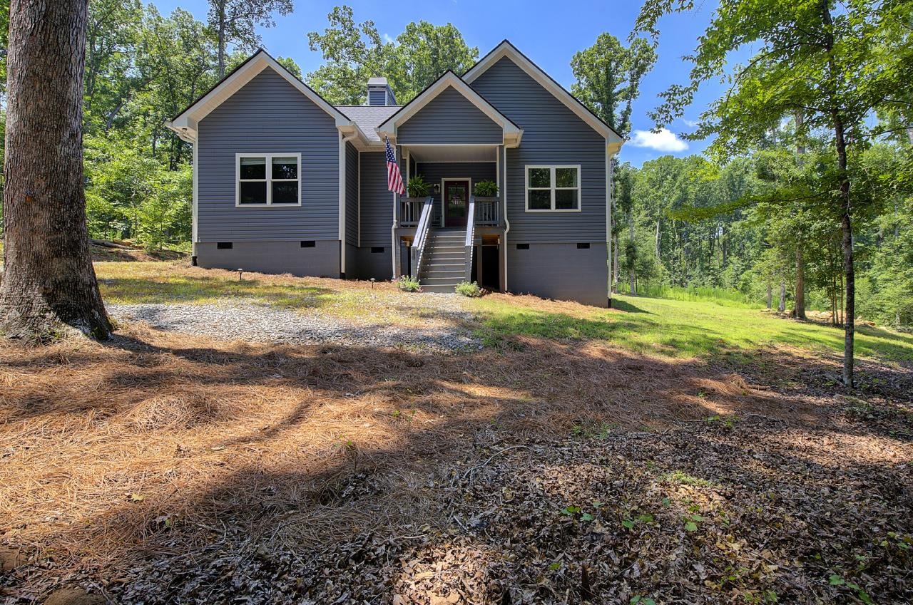 1st image of 54 Lakeview Rd, Fountain Inn, SC 29644 | MLS# SPN339126