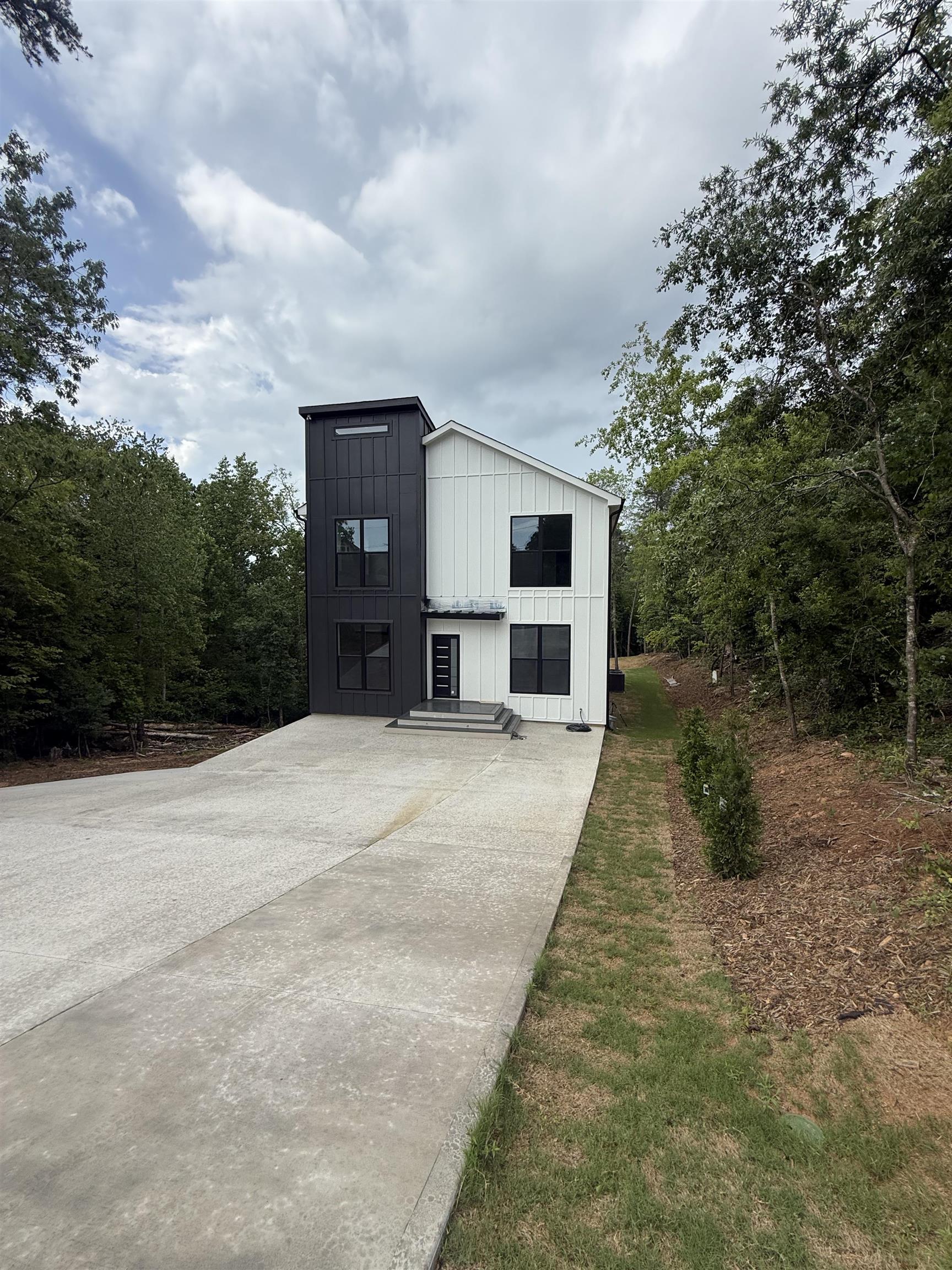 1st image of 210 Stanley Dr, Greenville, SC 29611 | MLS# SPN339416