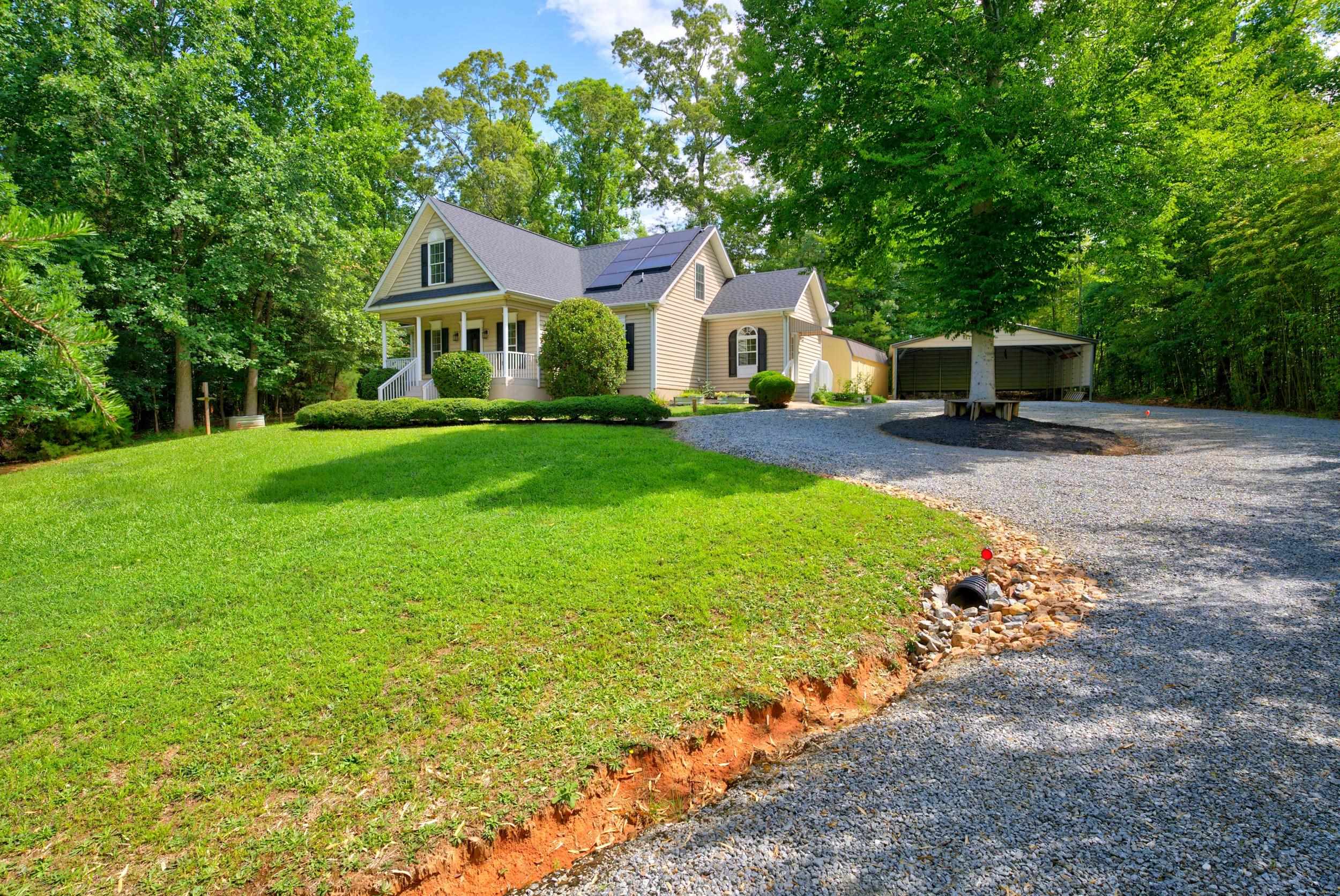 2nd image of 748 N Elm Ave, Landrum, SC 29356 | MLS# SPN339432
