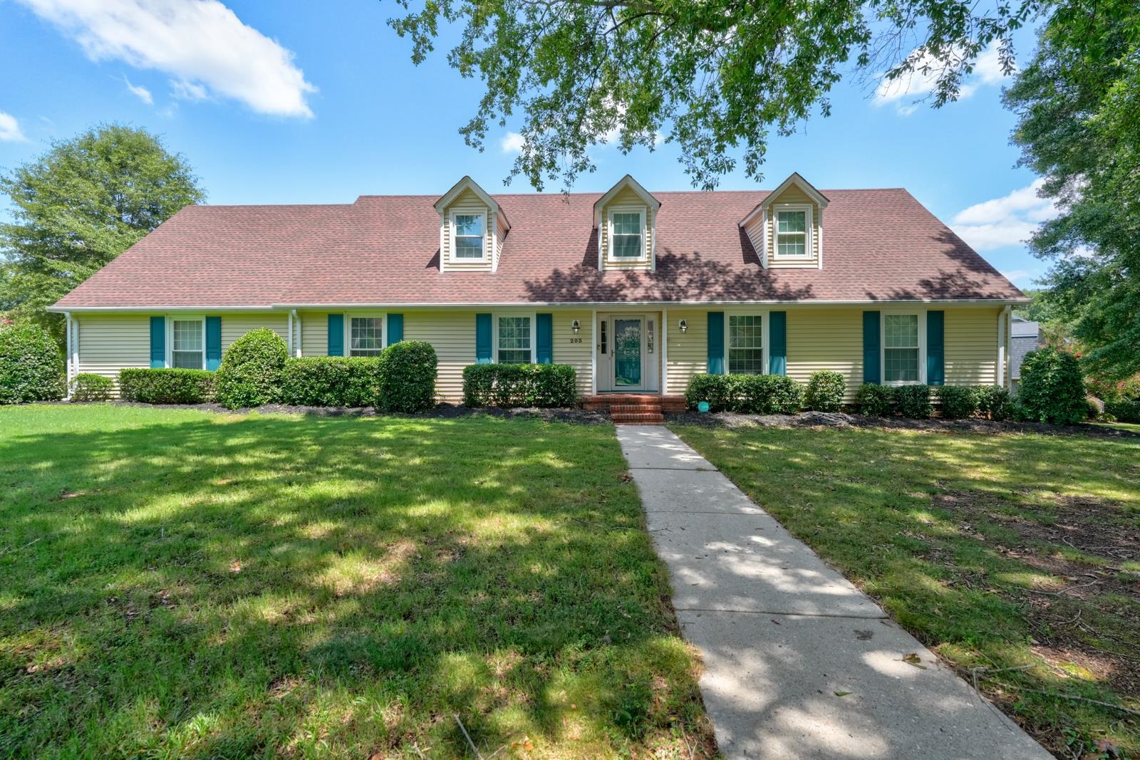 1st image of 203 Bruton Pl, Spartanburg, SC 29302 | MLS# SPN339497