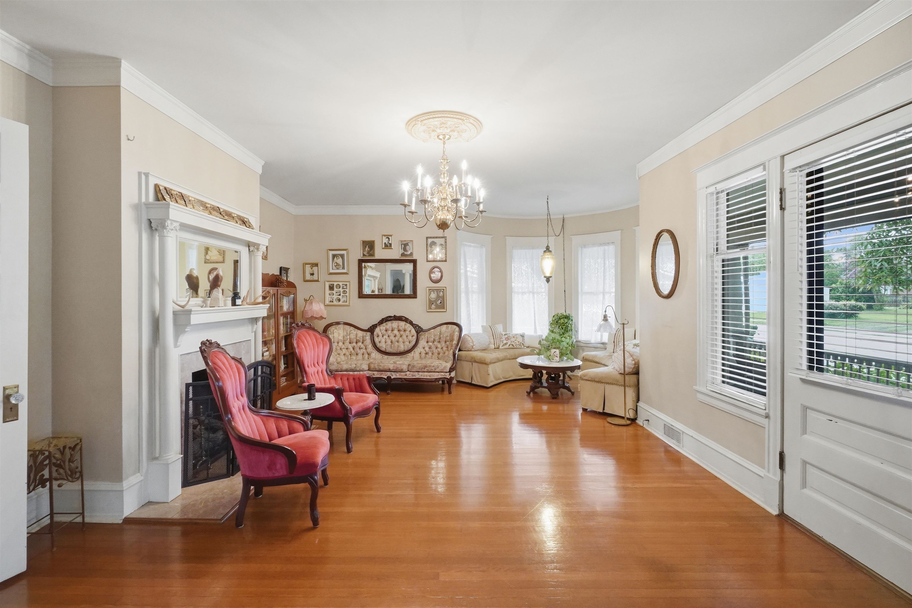 5th image of 422 S Limestone St, Gaffney, SC 29340 | MLS# SPN339542