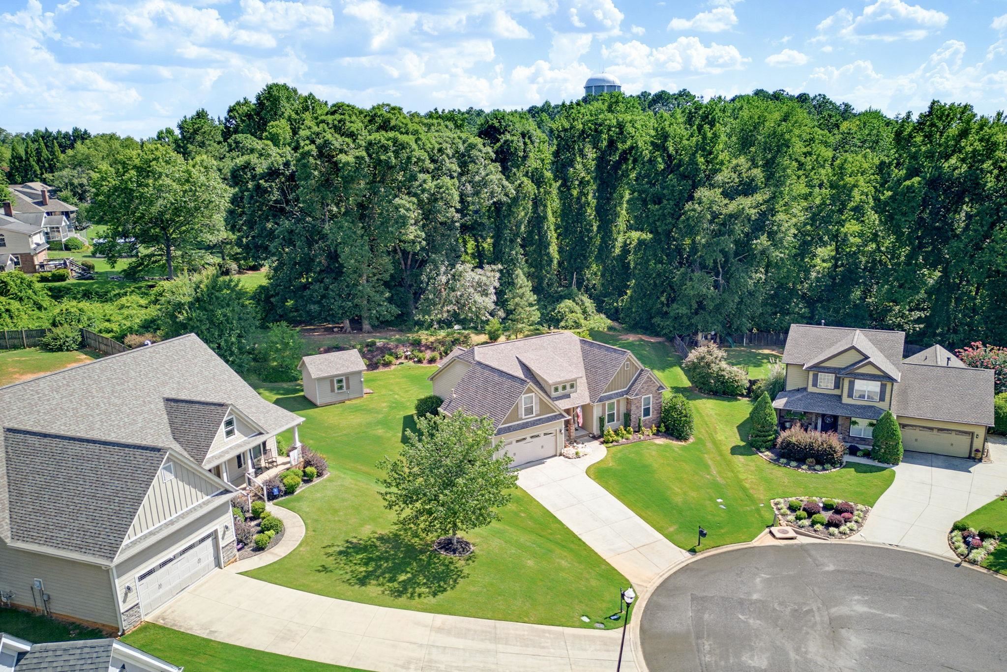 4th image of 120 Hubbard Ln, Greer, SC 29651 | MLS# SPN339585
