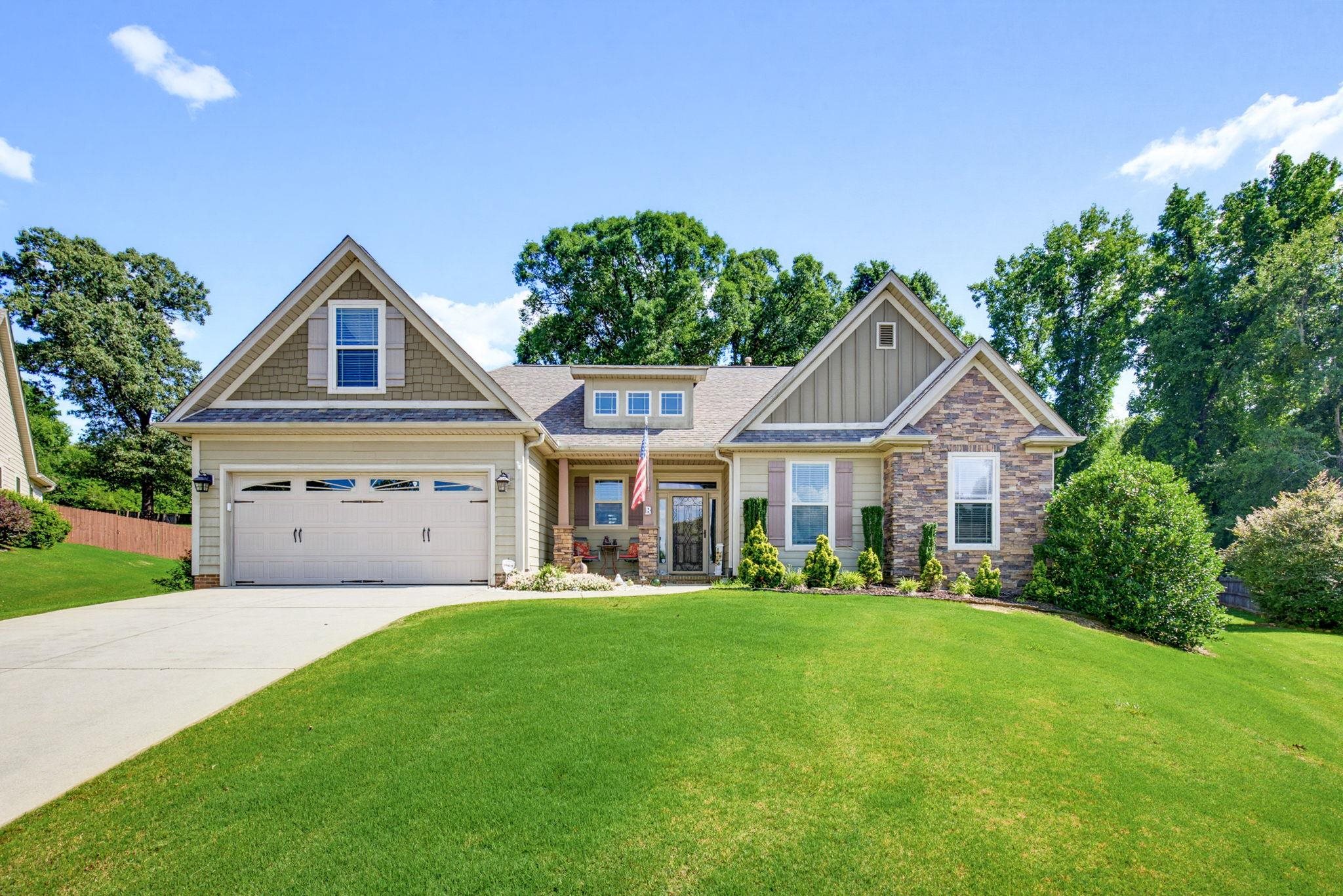 1st image of 120 Hubbard Ln, Greer, SC 29651 | MLS# SPN339585