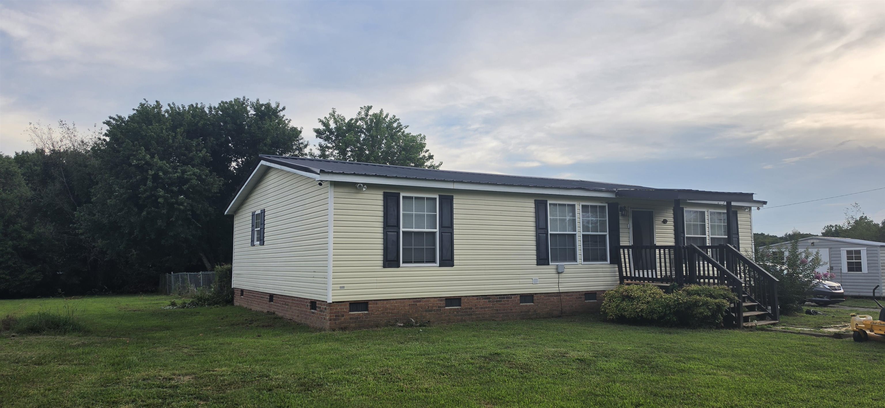 2nd image of 660 Hammett Rd, Spartanburg, SC 29307 | MLS# SPN339627
