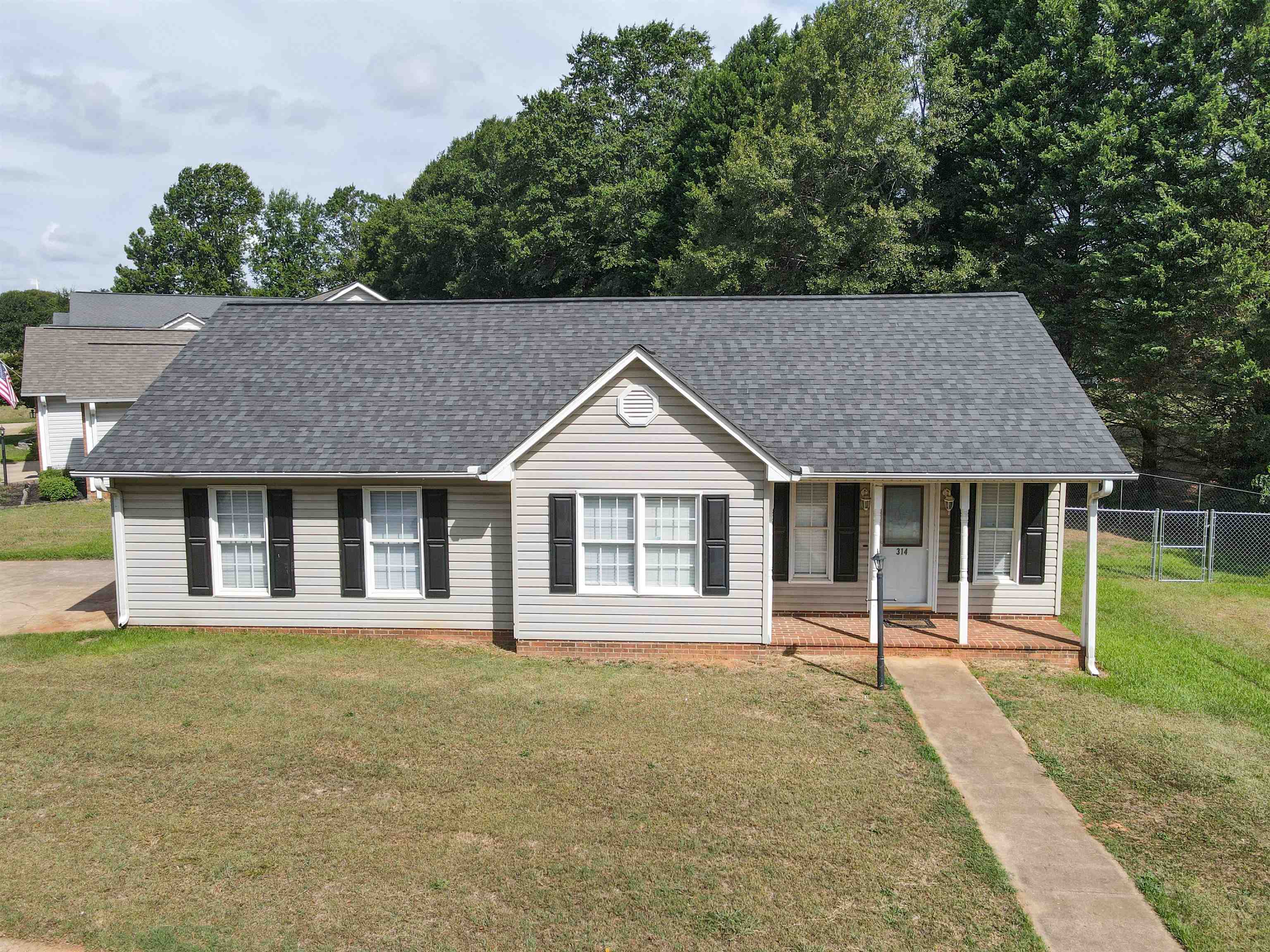 33rd image of 314 Brianna Dr, Boiling Springs, SC 29316 | MLS# SPN339703