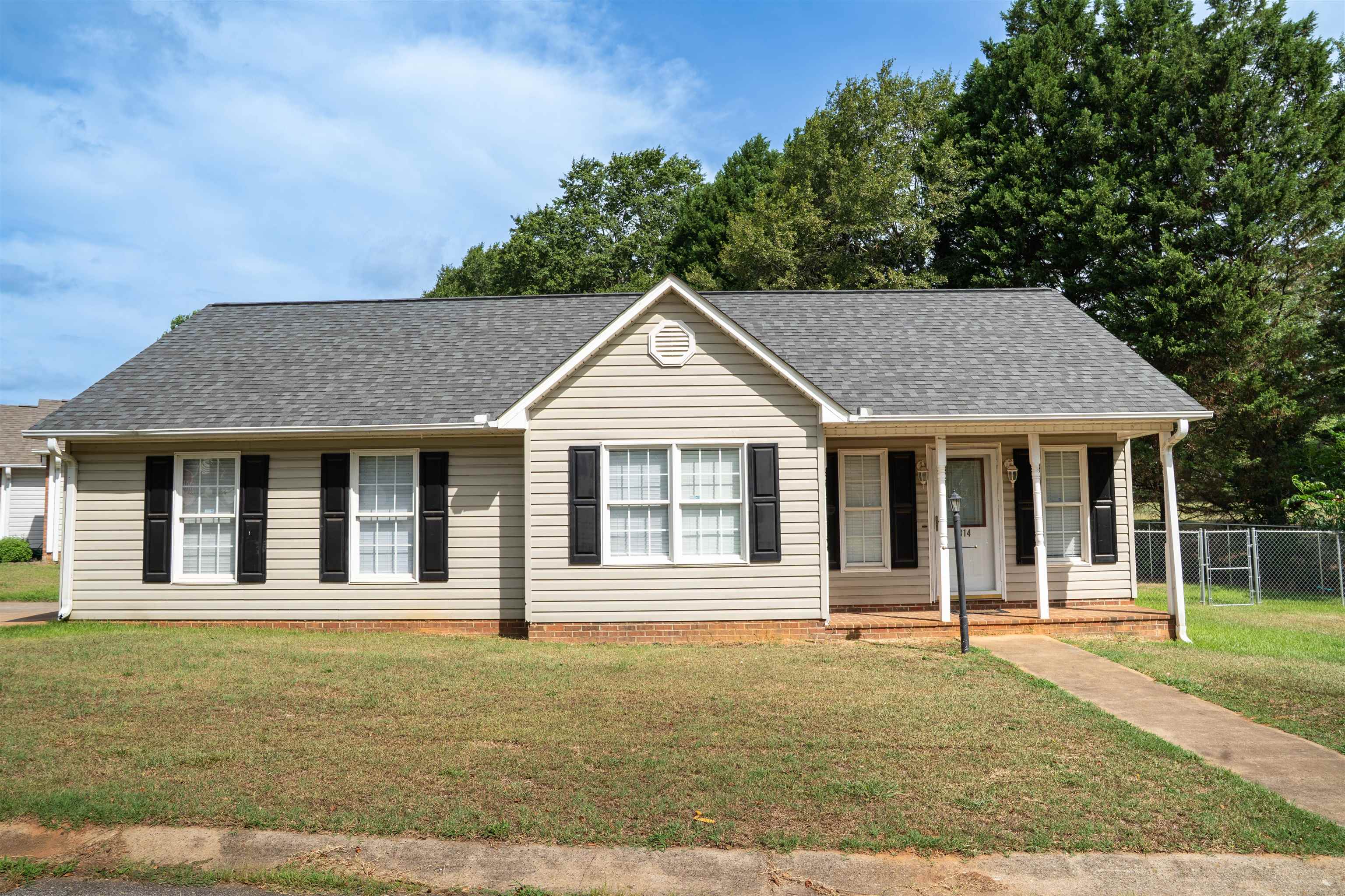 1st image of 314 Brianna Dr, Boiling Springs, SC 29316 | MLS# SPN339703