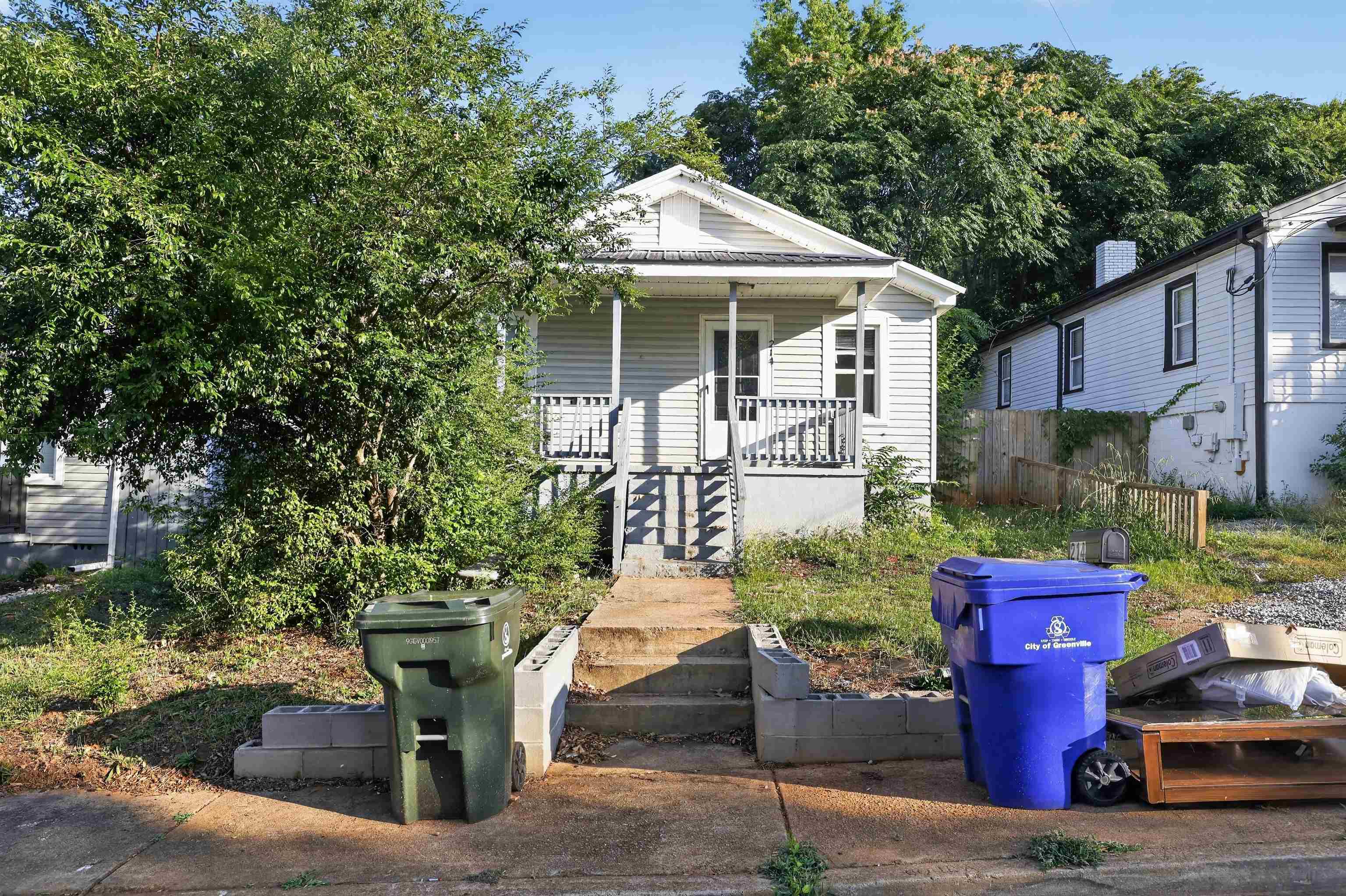 1st image of 214 Spartanburg St, Greenville, SC 29607 | MLS# SPN339706