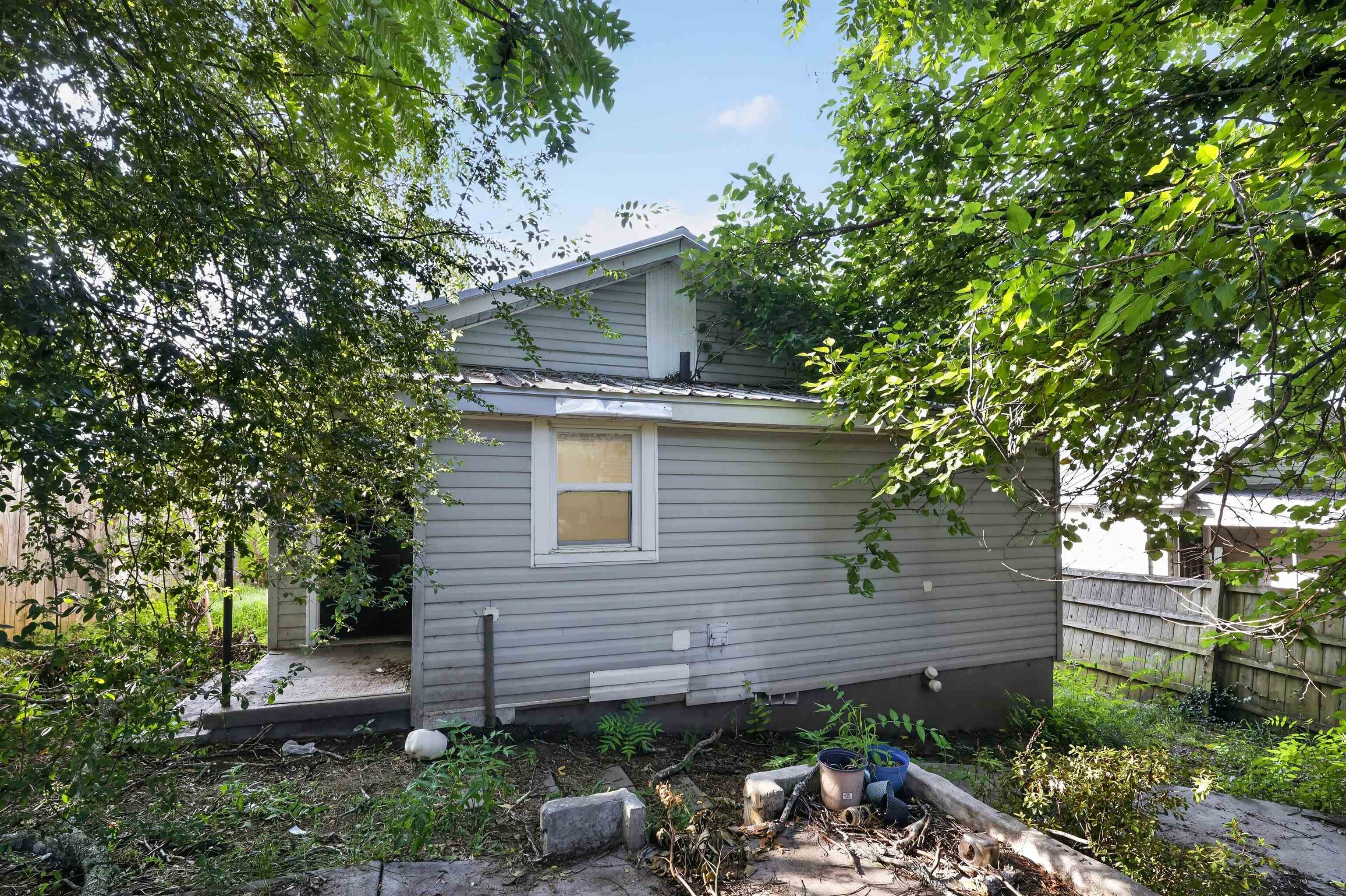 31st image of 214 Spartanburg St, Greenville, SC 29607 | MLS# SPN339706