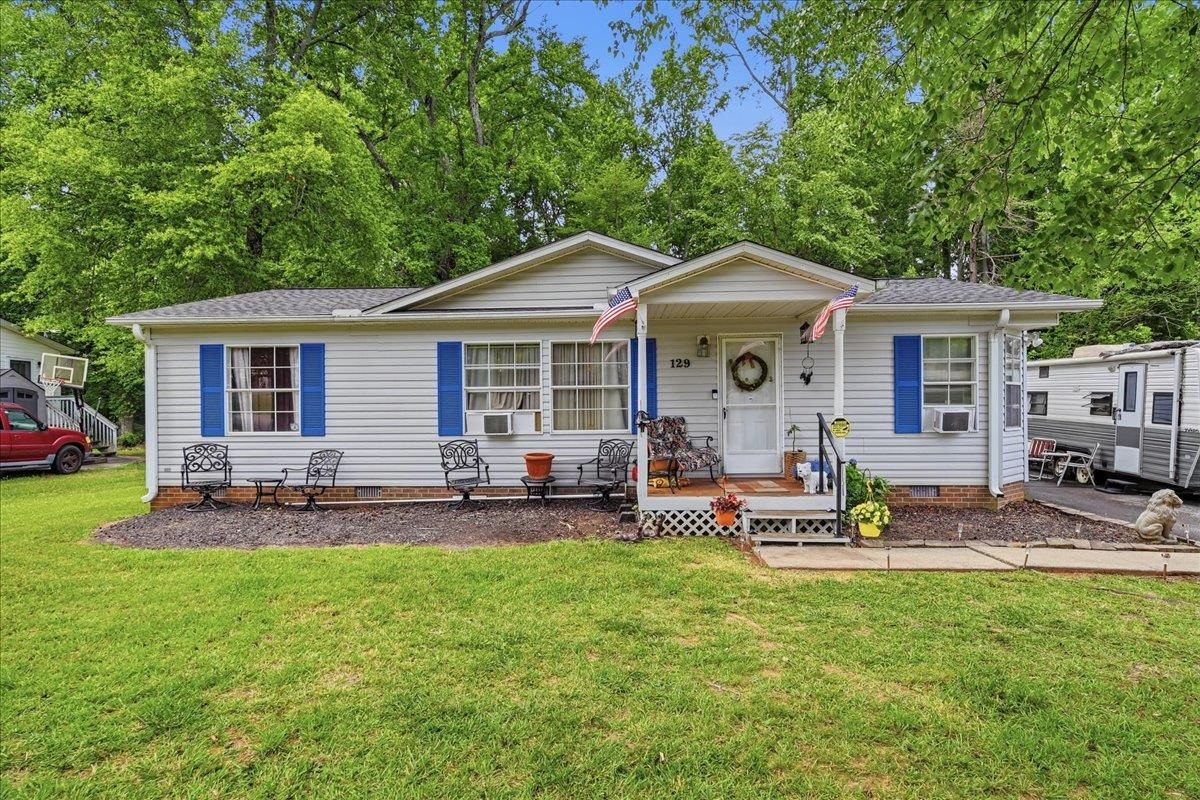 1st image of 129 Notchwoods Dr, Boiling Springs, SC 29316 | MLS# SPN339808