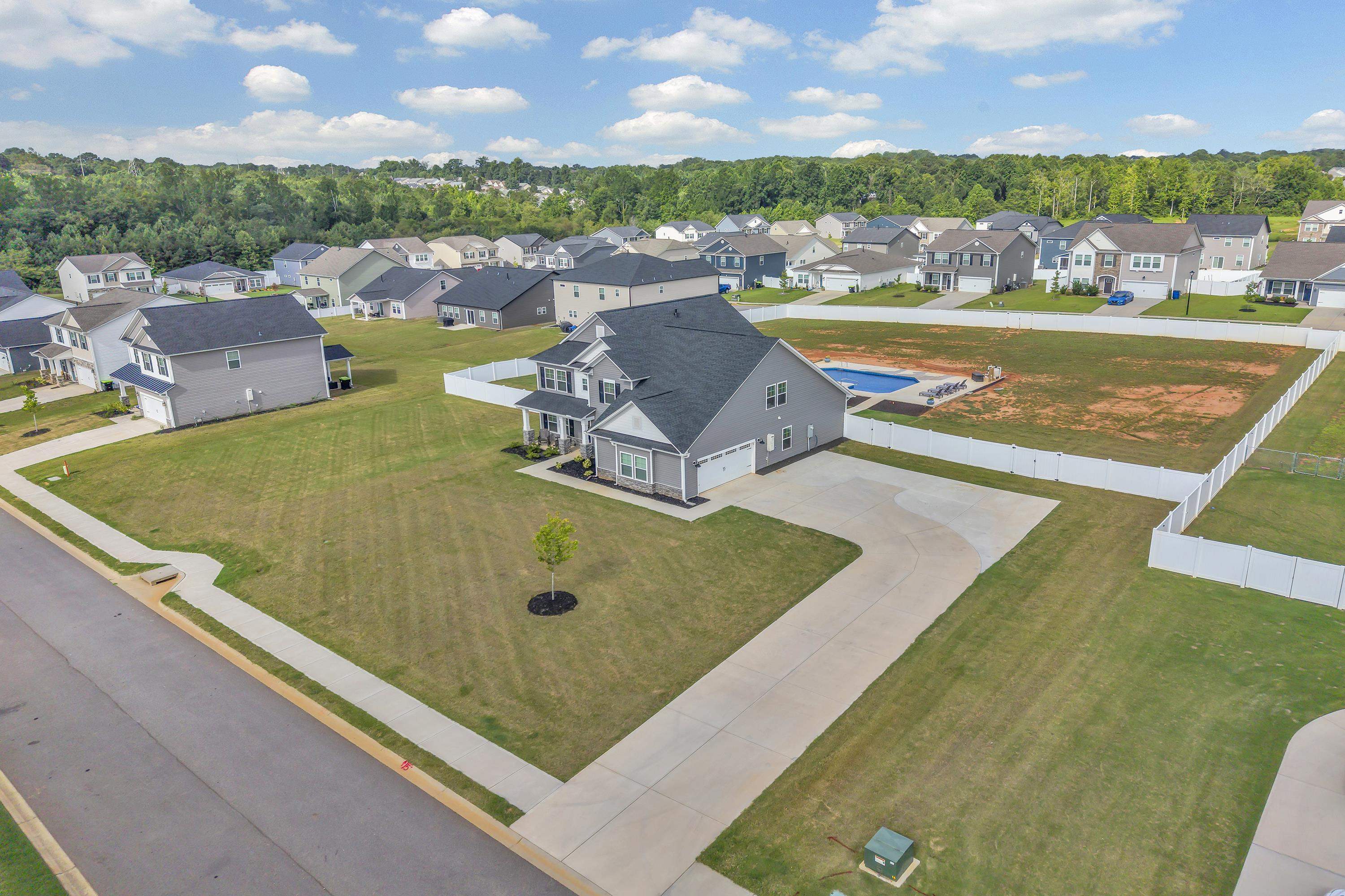 3rd image of 1152 Melford Ave, Wellford, SC 29385 | MLS# SPN339811