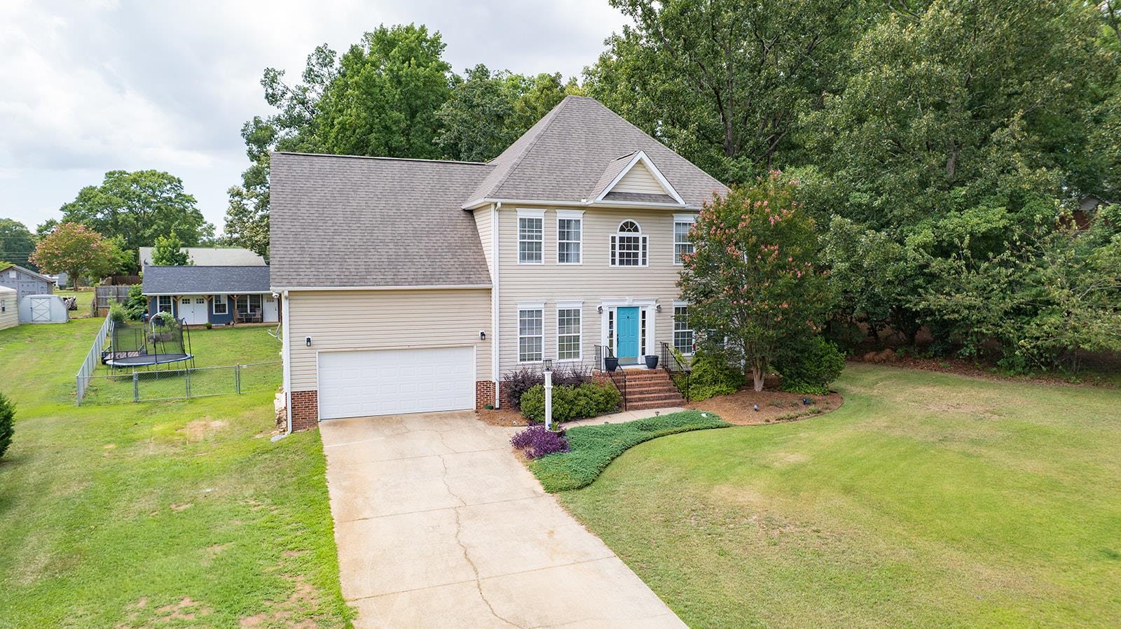 3rd image of 211 Sunrise Dr, Greer, SC 29651 | MLS# SPN339838