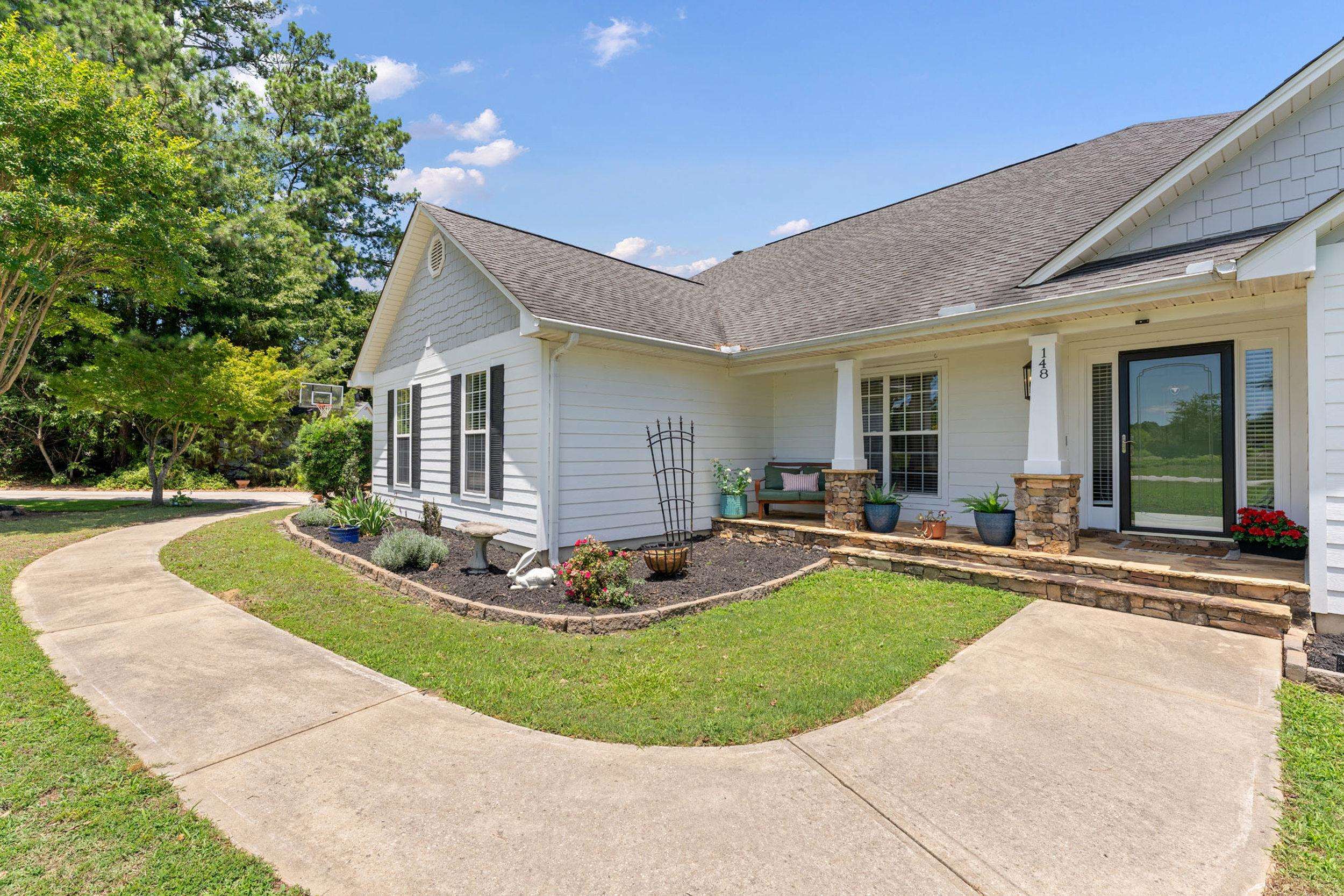 3rd image of 148 N Heron Dr, Fountain Inn, SC 29644 | MLS# SPN339854