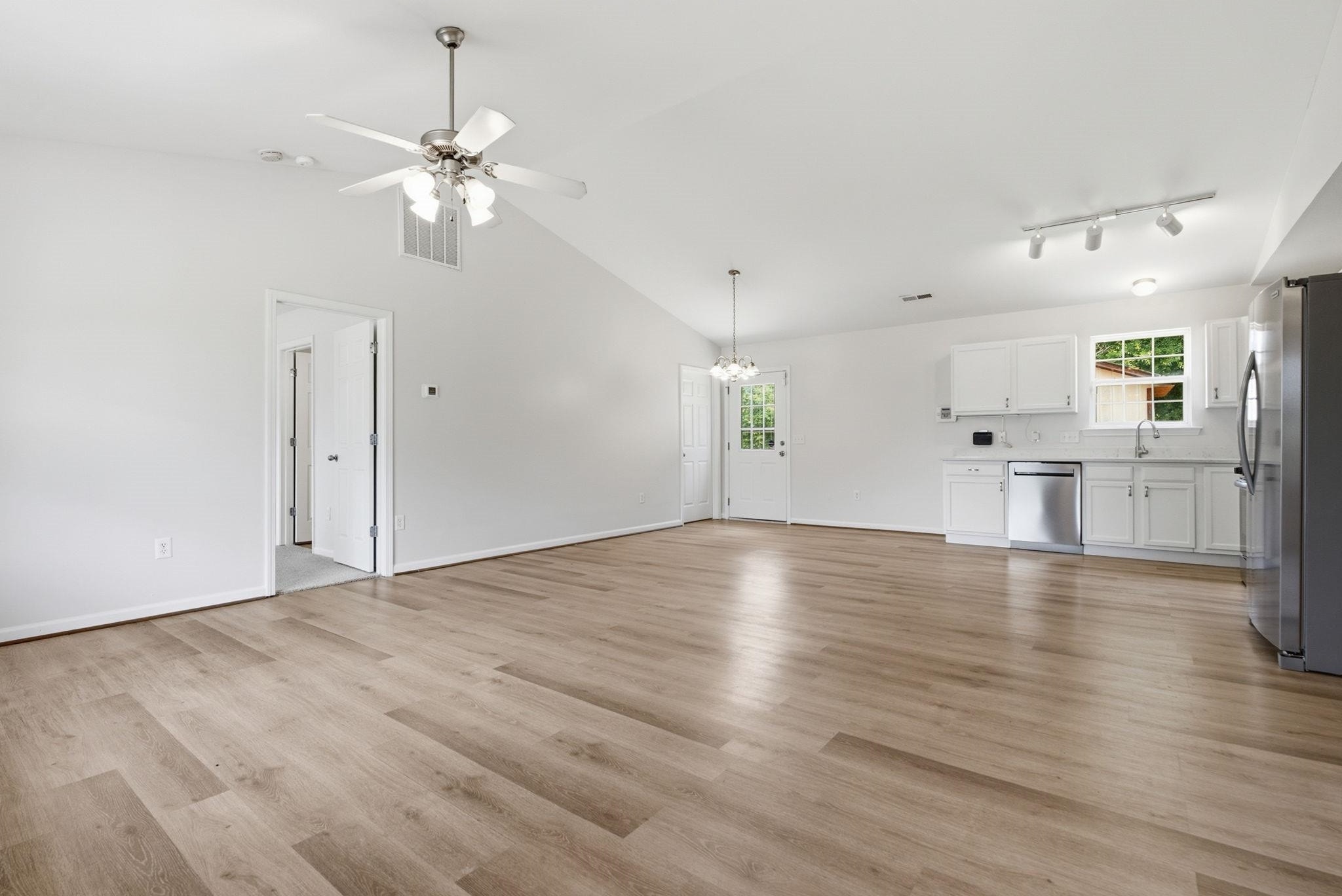 5th image of 366 Edwards Rd, Lyman, SC 29365 | MLS# SPN339921