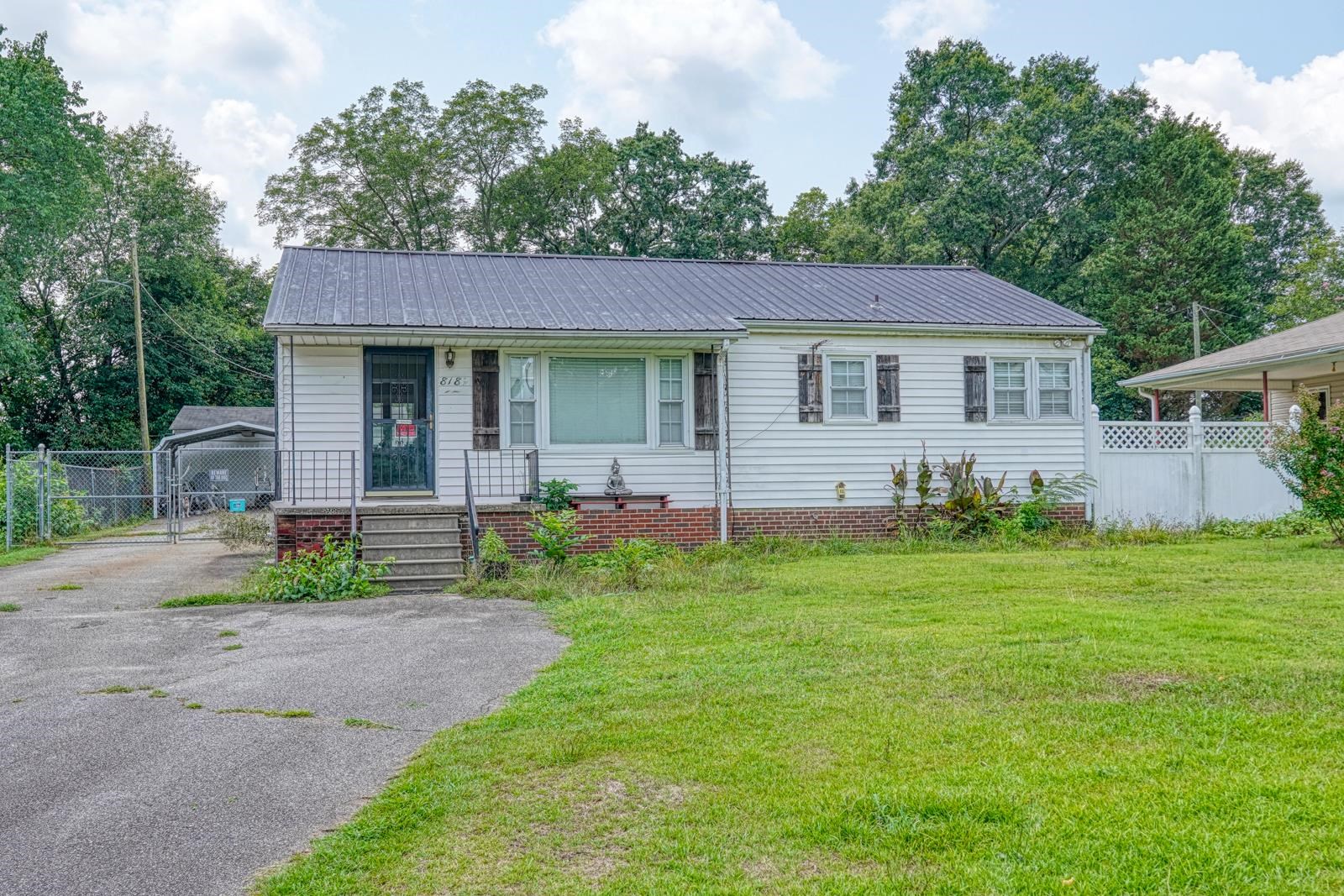 1st image of 818 Jackson St, Spartanburg, SC 29303 | MLS# SPN339943