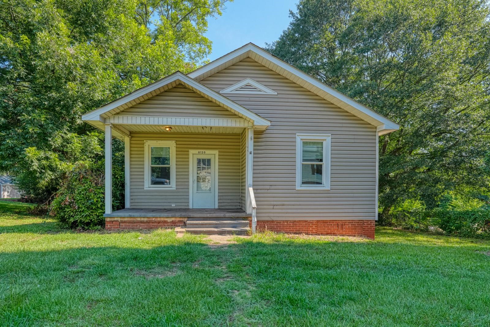 1st image of 8120 2nd St, Boiling Springs, SC 29316 | MLS# SPN339968