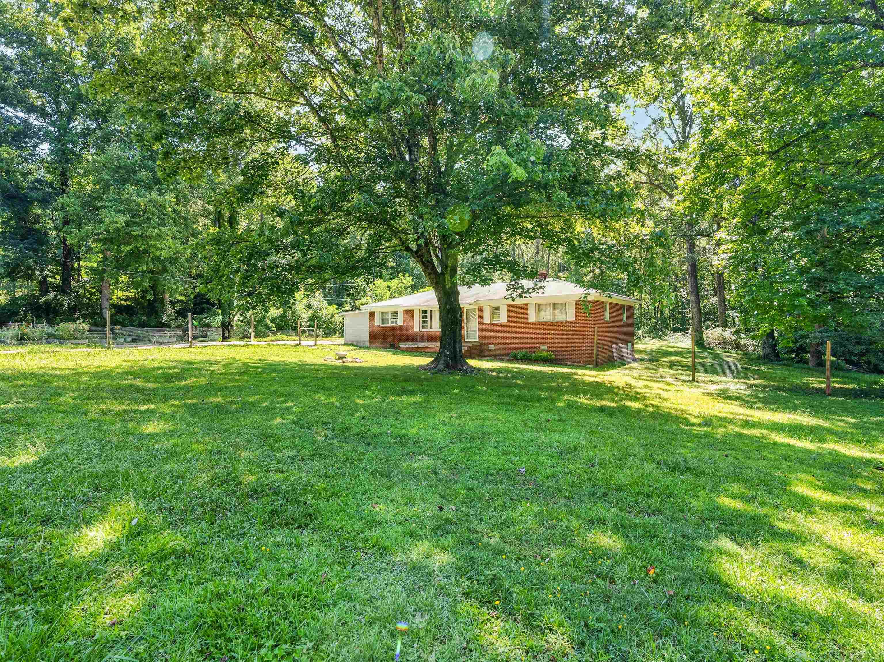 2nd image of 604 Belue Mill Rd, Landrum, SC 29356 | MLS# SPN339990