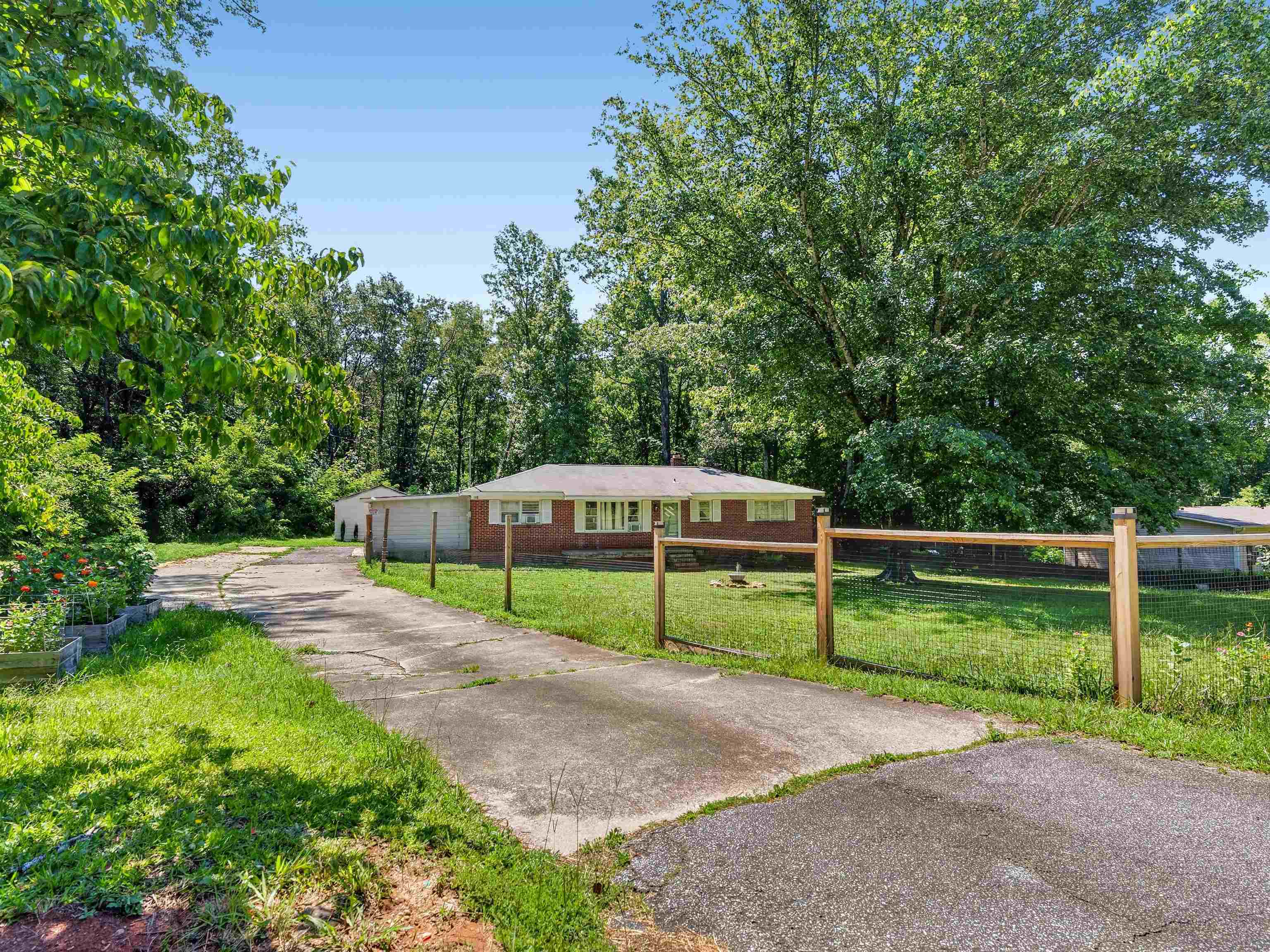 3rd image of 604 Belue Mill Rd, Landrum, SC 29356 | MLS# SPN339990
