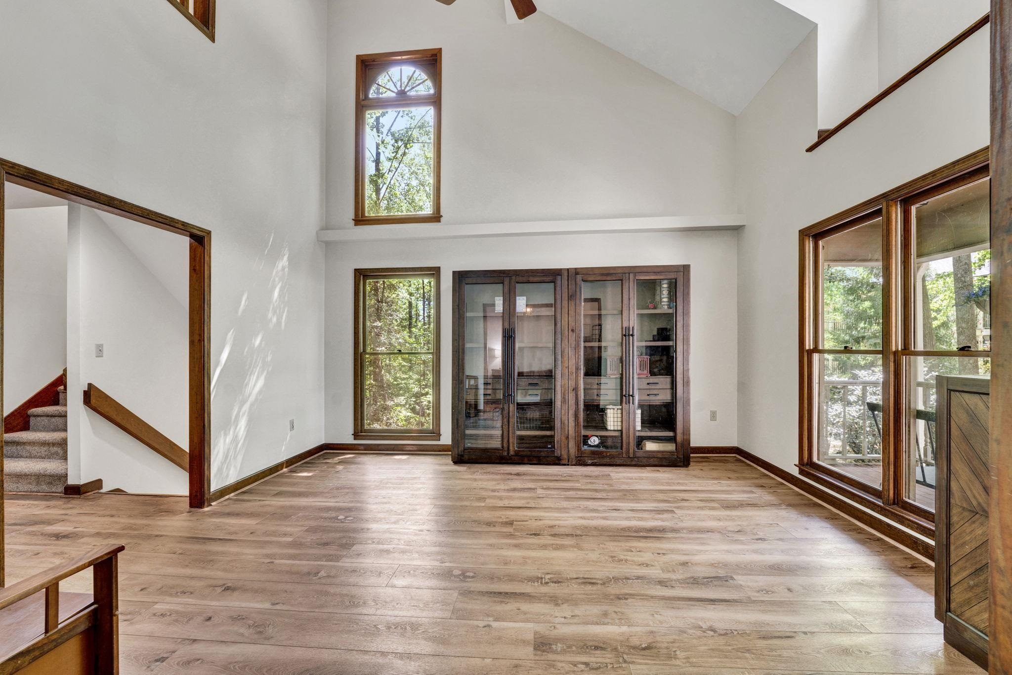 3rd image of 105 Summer Creek Ct, Greer, SC 29650 | MLS# SPN340007