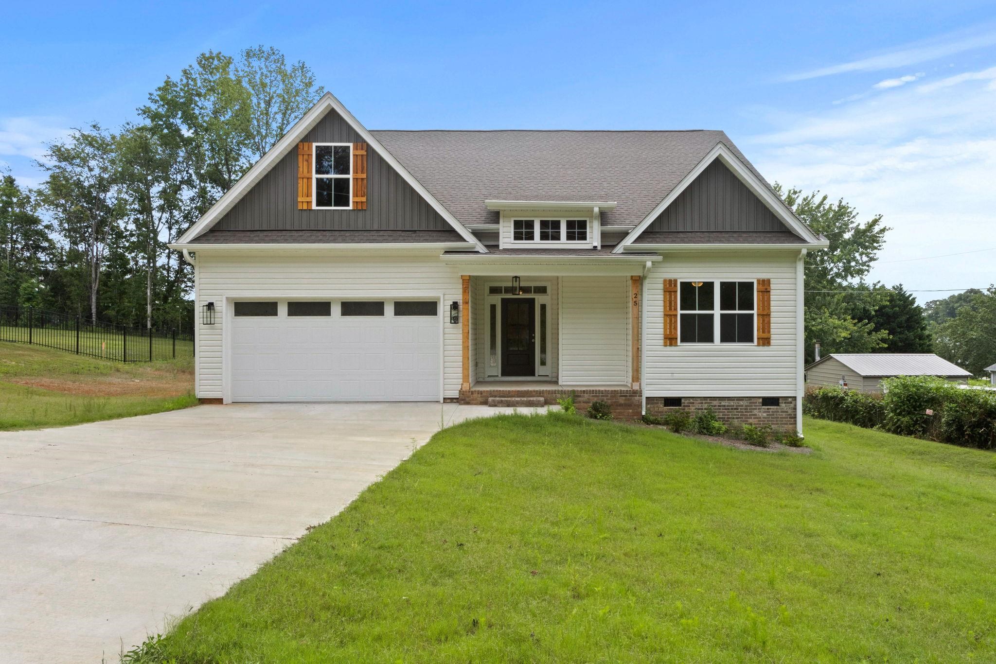 1st image of 25 Greenbriar Ln, Woodruff, SC 29388 | MLS# SPN340030