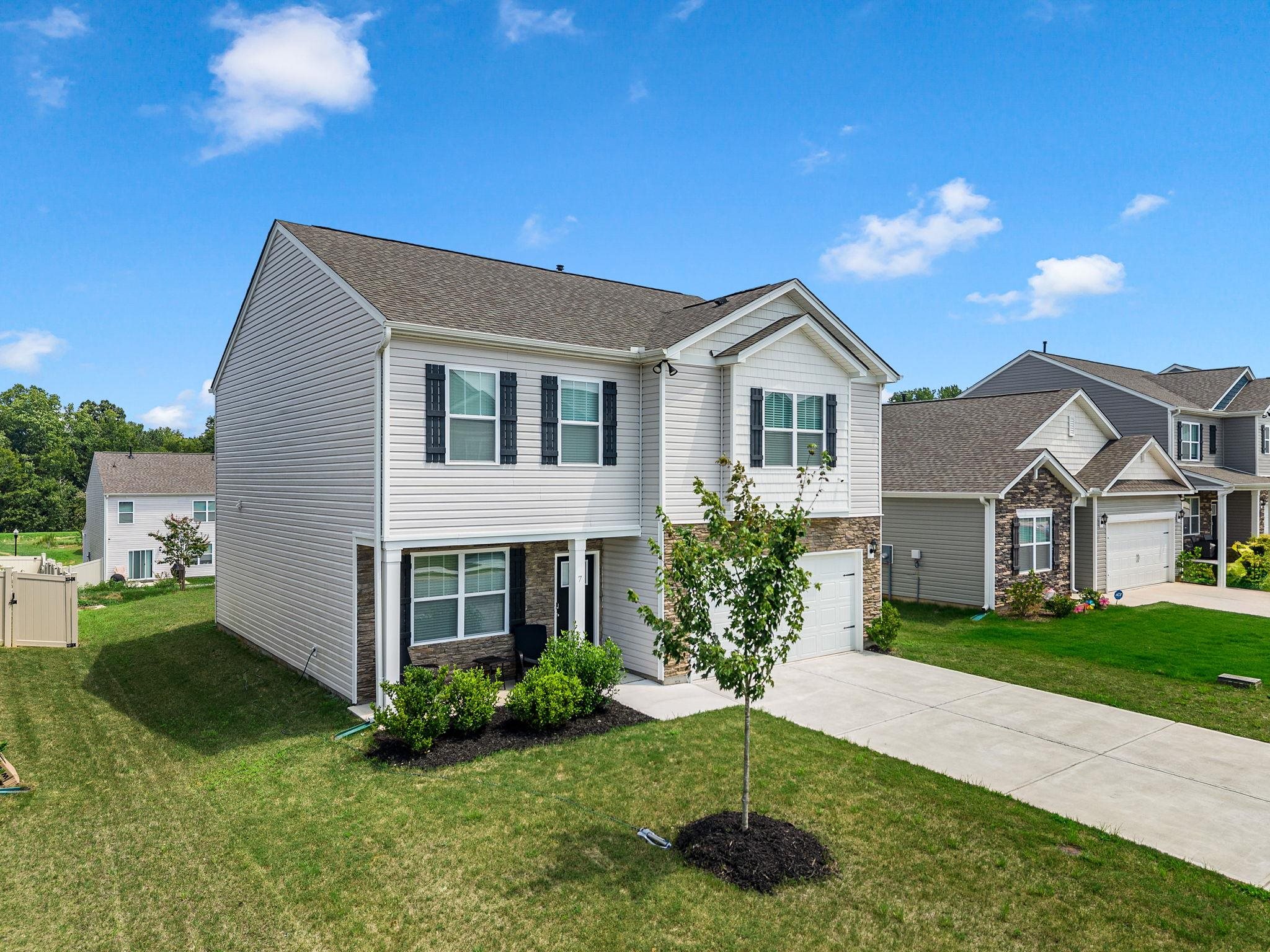 3rd image of 7 Plumwood St, Simpsonville, SC 29680 | MLS# SPN340034