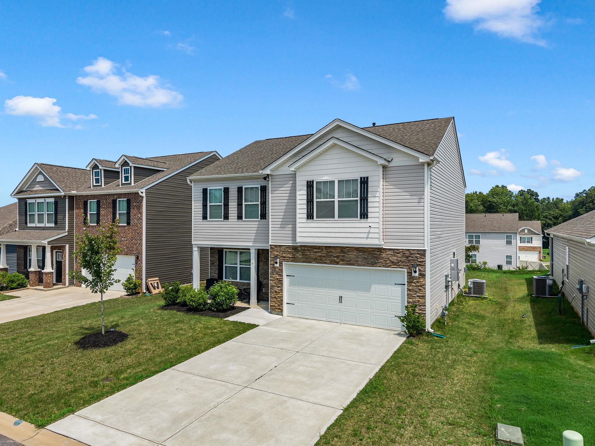 2nd image of 7 Plumwood St, Simpsonville, SC 29680 | MLS# SPN340034