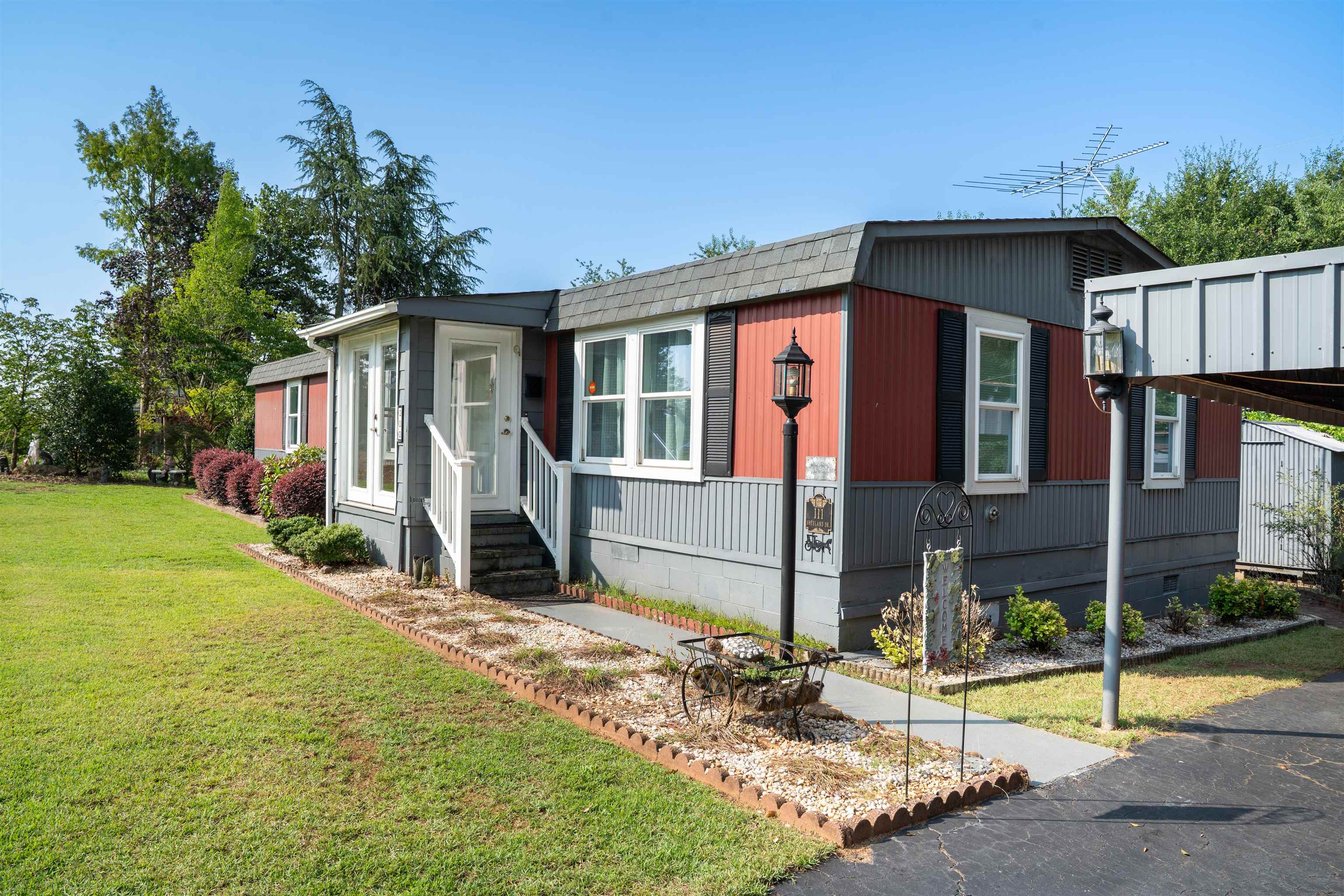 3rd image of 111 Sherland Dr, Boiling Springs, SC 29316 | MLS# SPN340039