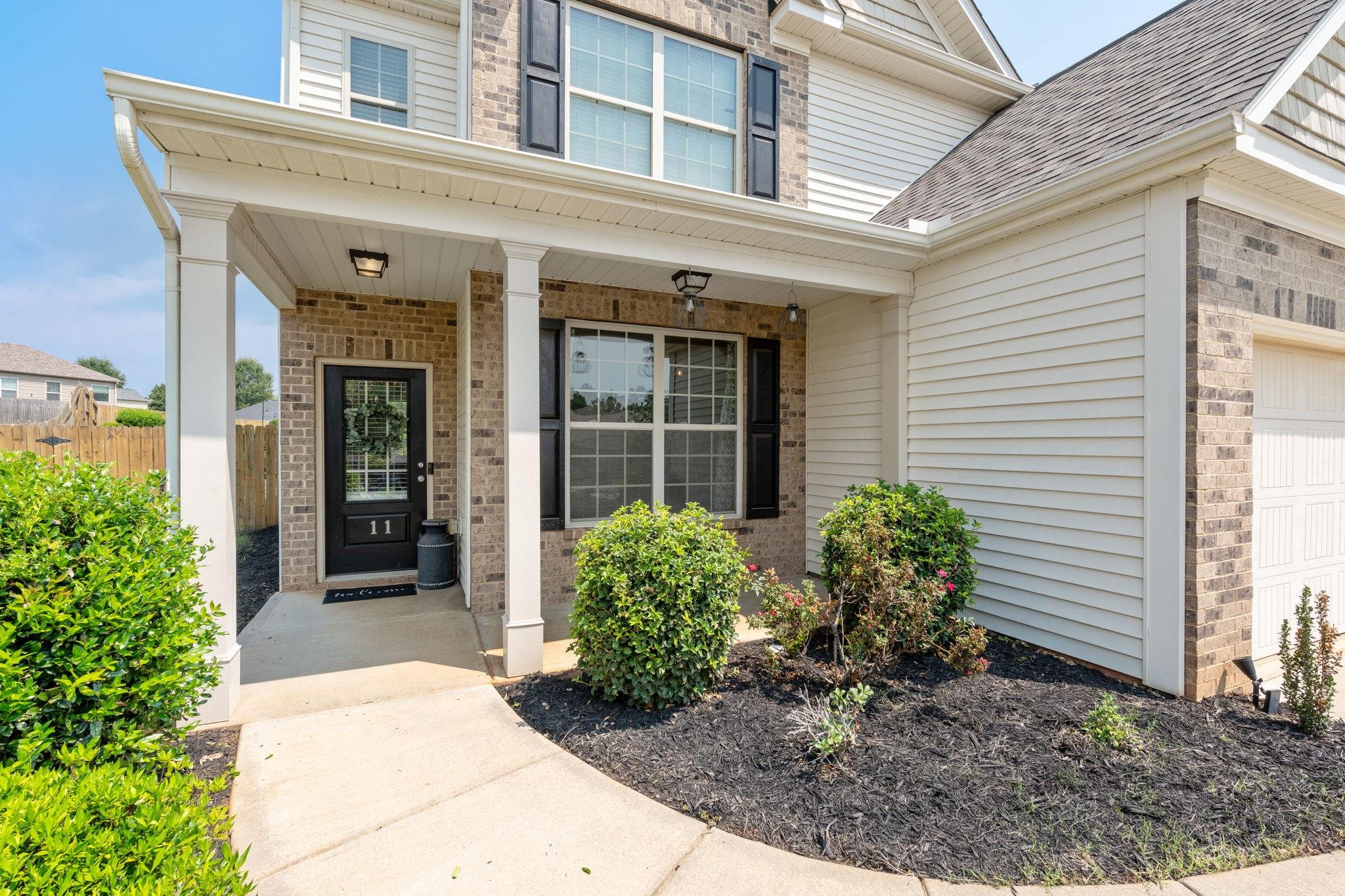 3rd image of 11 Straiharn Pl, Simpsonville, SC 29680 | MLS# SPN340085