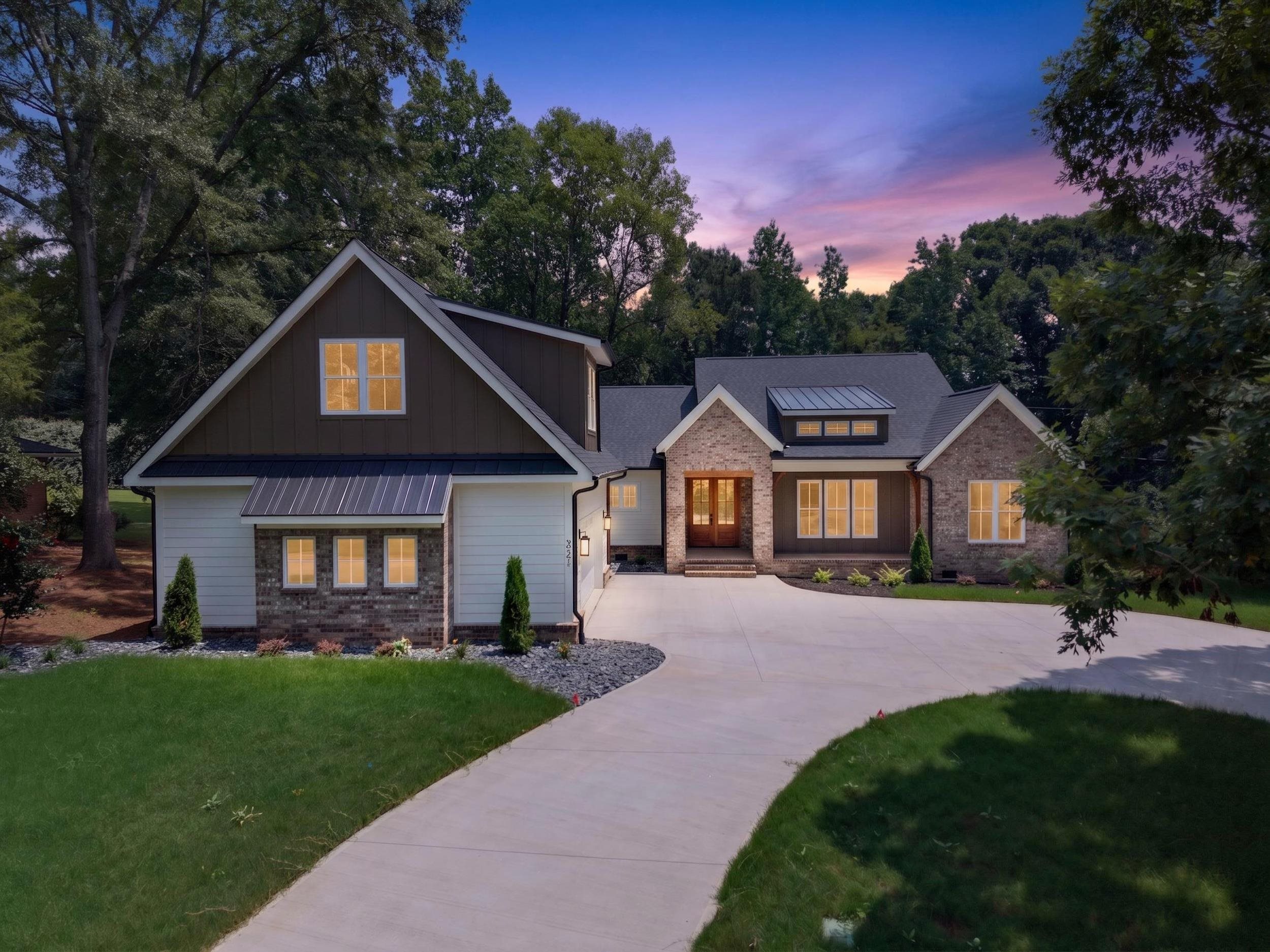 1st image of 321 Dunbarton Ct, Spartanburg, SC 29307 | MLS# SPN340095