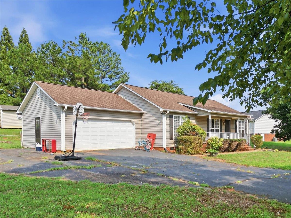 2nd image of 113 Beaver Creek Dr, Chesnee, SC 29323 | MLS# SPN340146