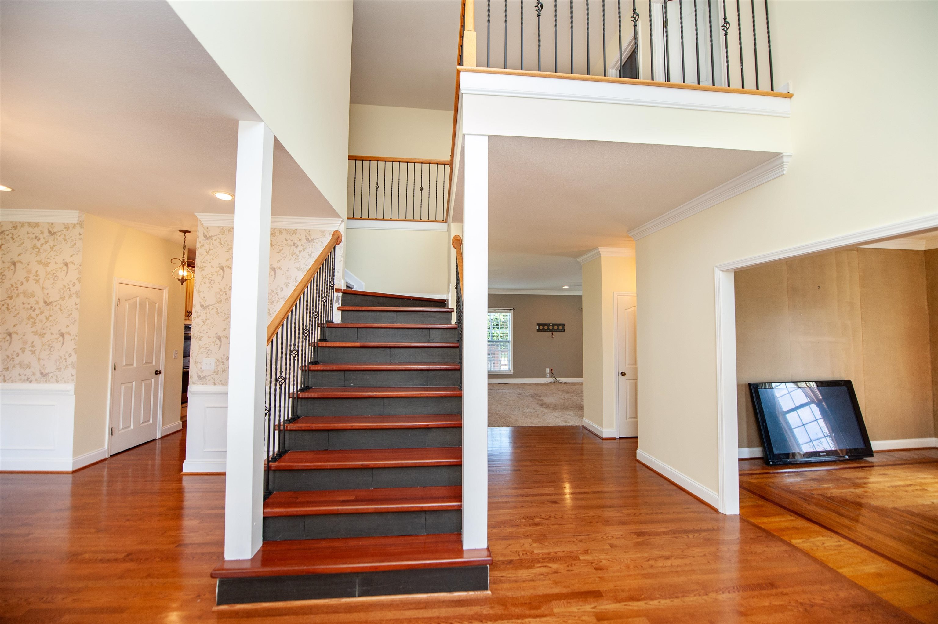 3rd image of 104 Copeland Rd, Greer, SC 29651 | MLS# SPN340217