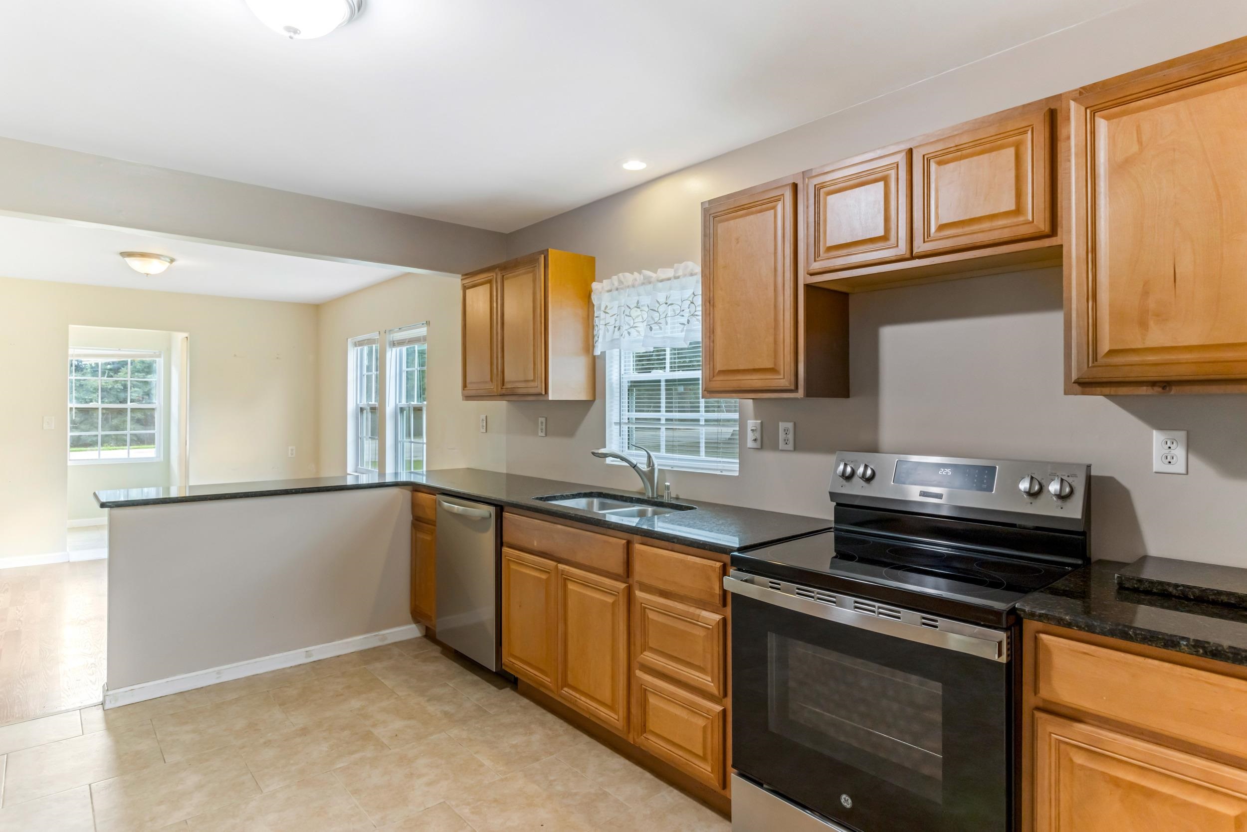 3rd image of 215 Overbrook Dr, Gaffney, SC 29341 | MLS# SPN340263