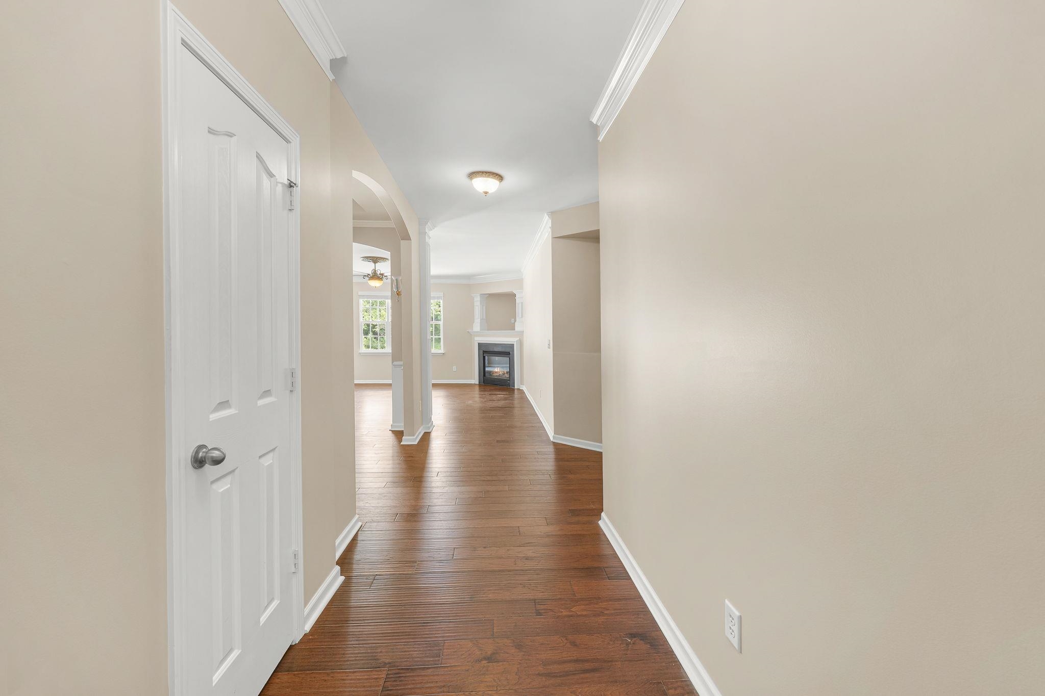 2nd image of 10 Paranor Dr, Simpsonville, SC 29681 | MLS# SPN340268