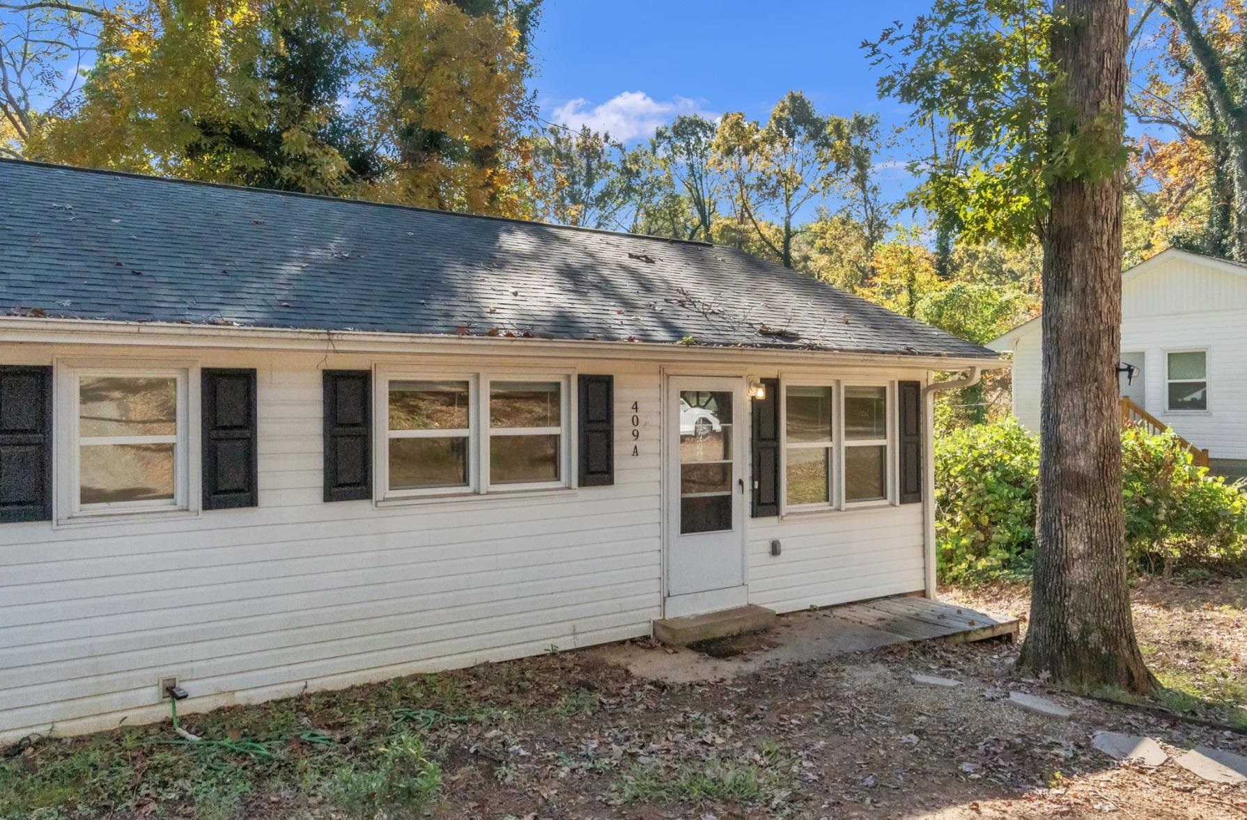 3rd image of 409 Yardley Ct, Spartanburg, SC 29306 | MLS# SPN340275