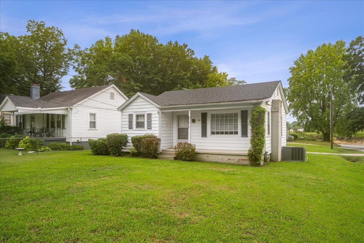 3rd image of 209 W Wilburn Ave, Greenville, SC 29611 | MLS# SPN340285