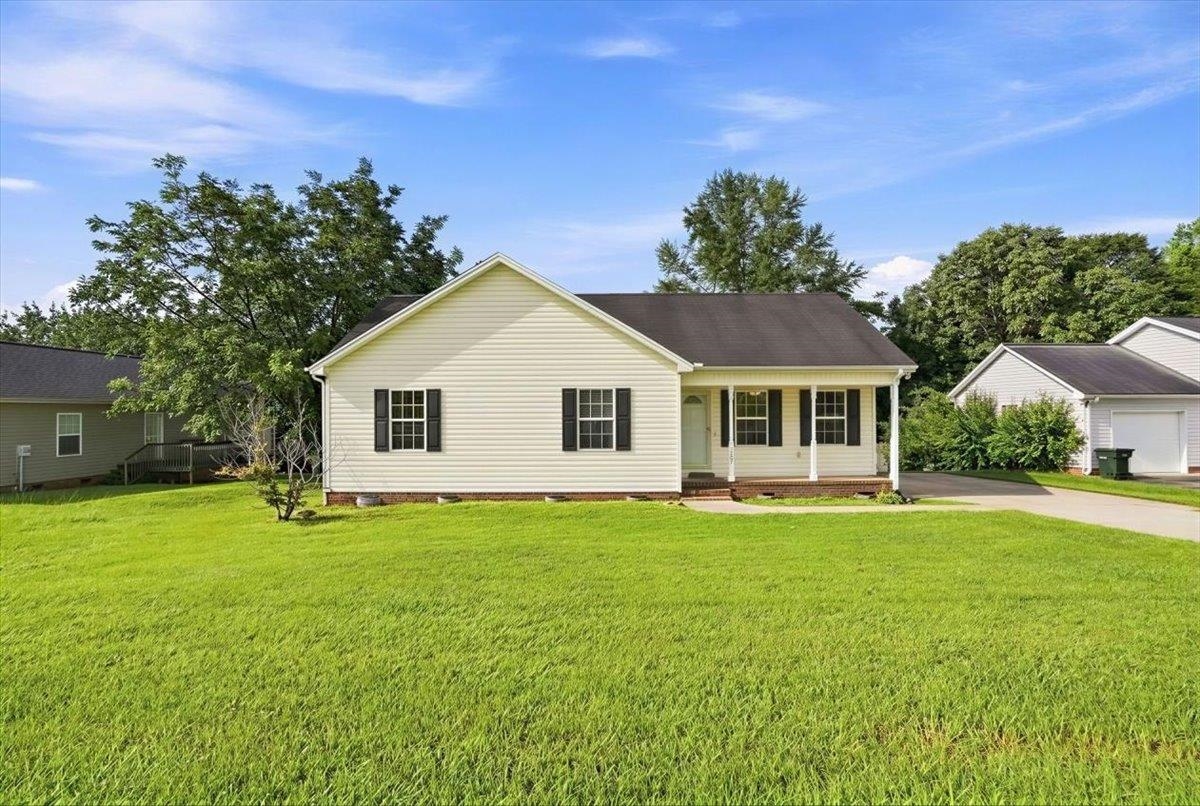 1st image of 1207 Gap Creek Rd, Lyman, SC 29365 | MLS# SPN340292