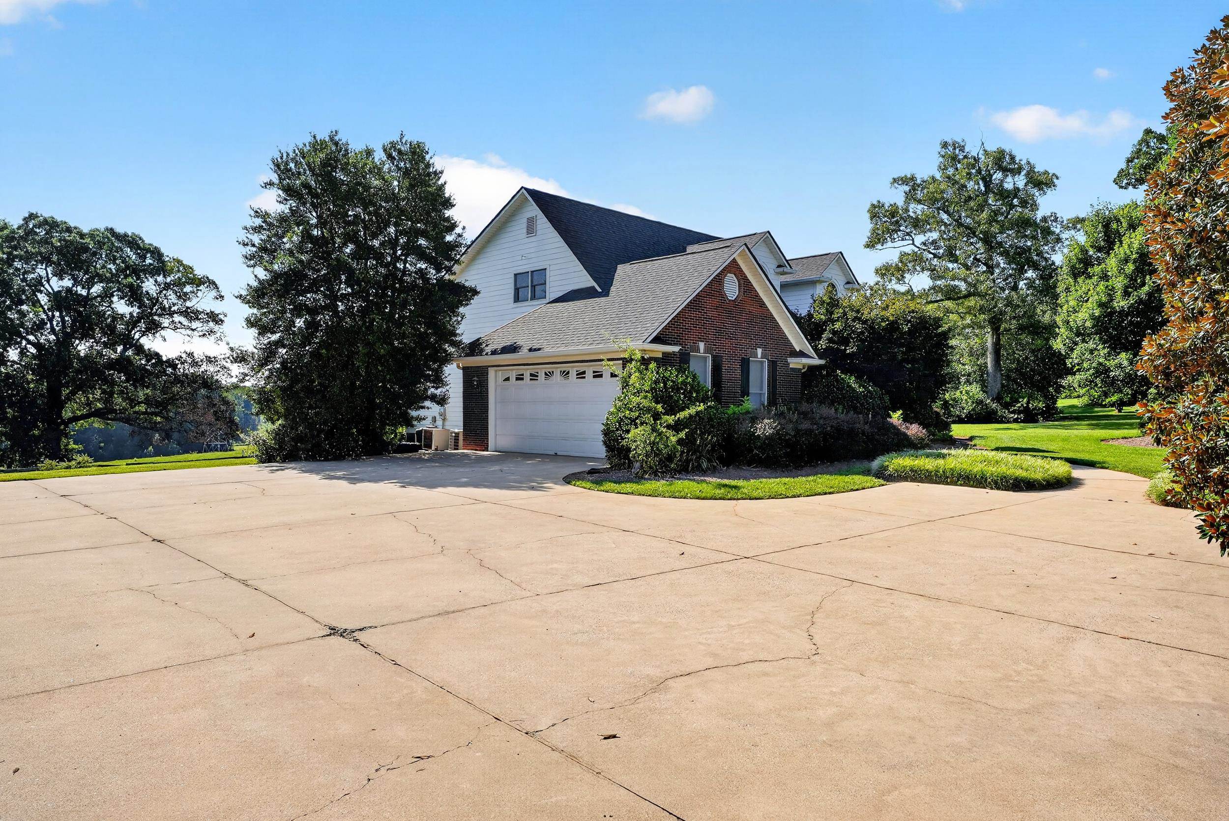 2nd image of 810 Holston Creek Church Rd, Inman, SC 29349 | MLS# SPN340326