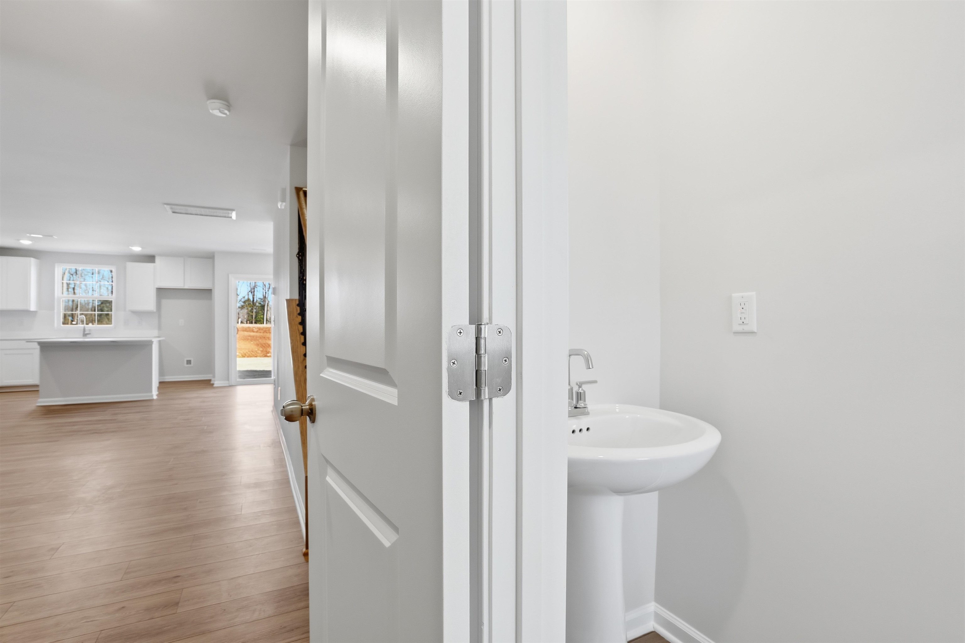 3rd image of 122 Bluehaven Dr, Spartanburg, SC 29303 | MLS# SPN340346