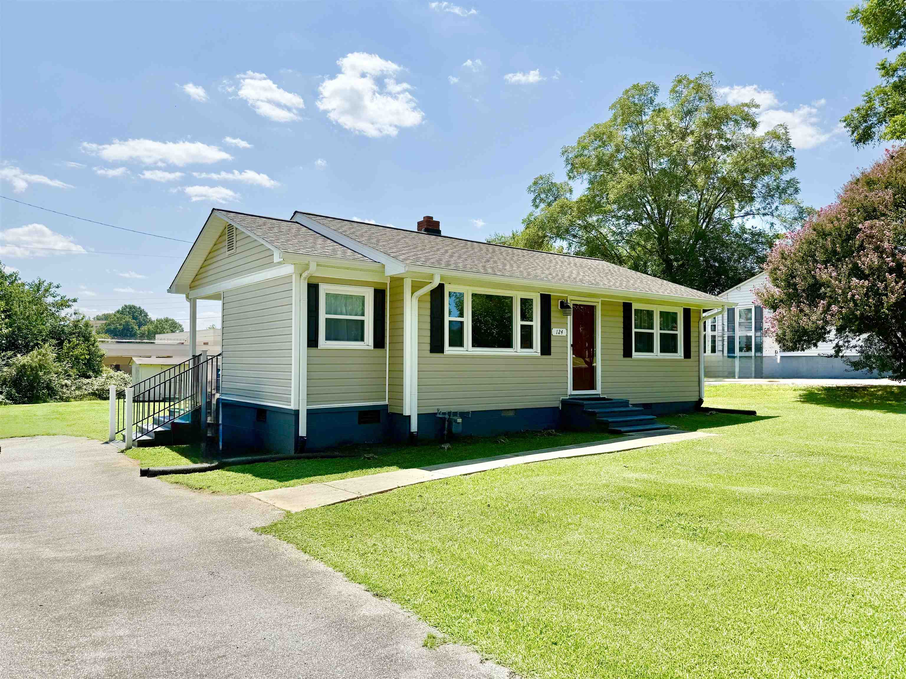 1st image of 124 W 9th Street, Gaffney, SC 29340 | MLS# SPN340401