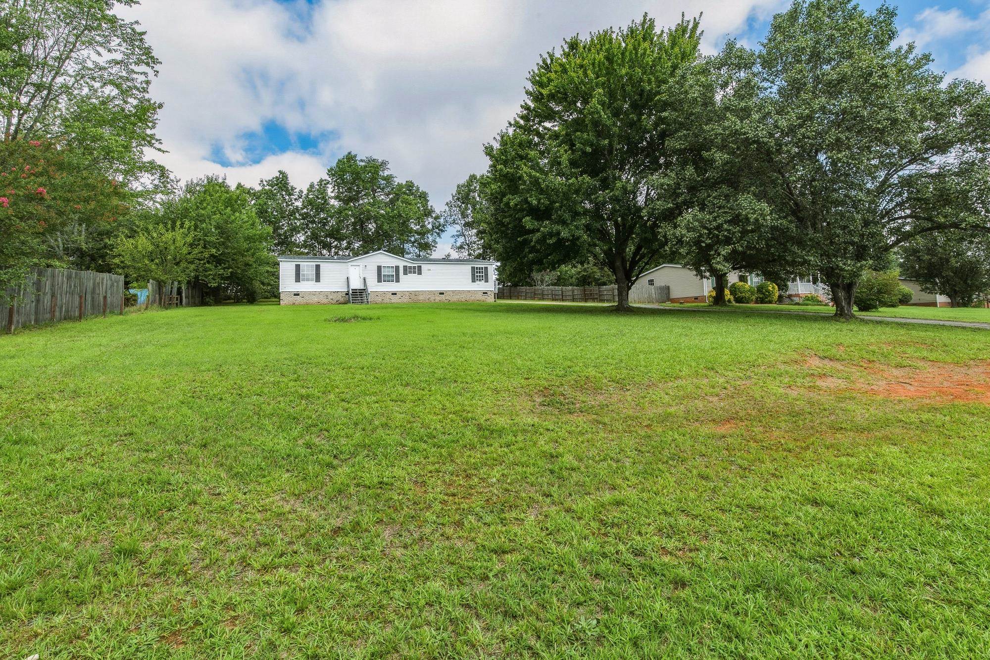 3rd image of 728 Ohenry Dr, Inman, SC 29349 | MLS# SPN340485