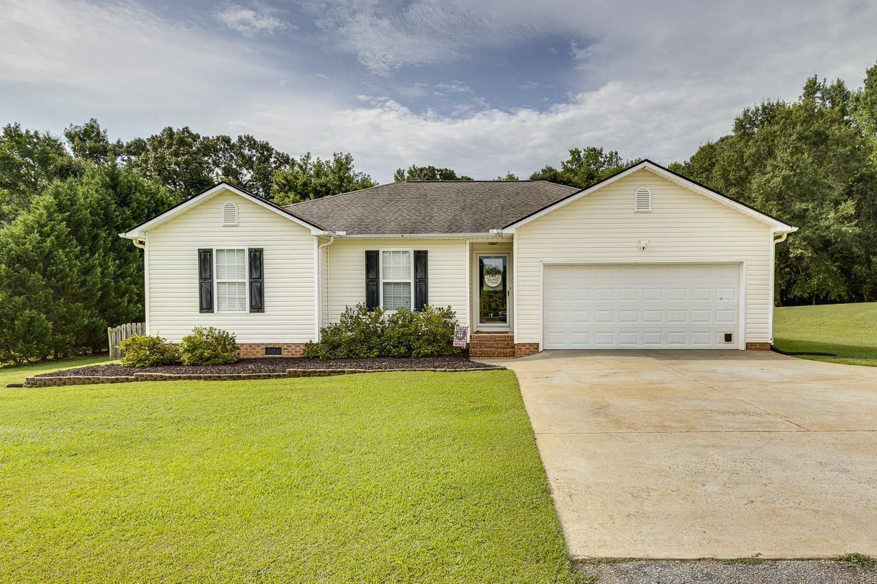 1st image of 8 Shady Pines Ct, Fountain Inn, SC 29644 | MLS# SPN340495