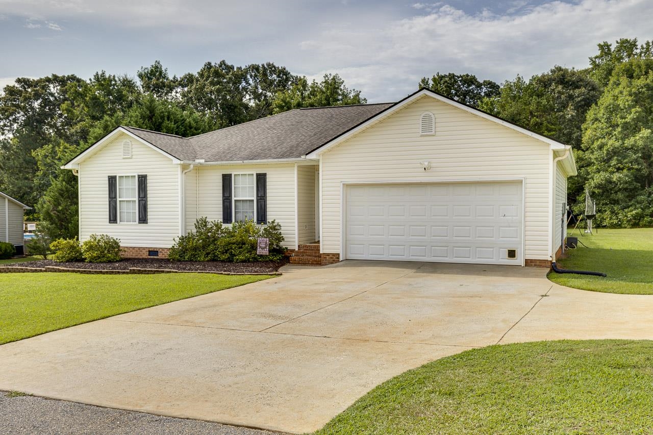 2nd image of 8 Shady Pines Ct, Fountain Inn, SC 29644 | MLS# SPN340495