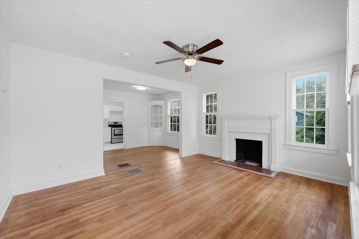 5th image of 553 Pinckney Ct, Spartanburg, SC 29306 | MLS# SPN340525