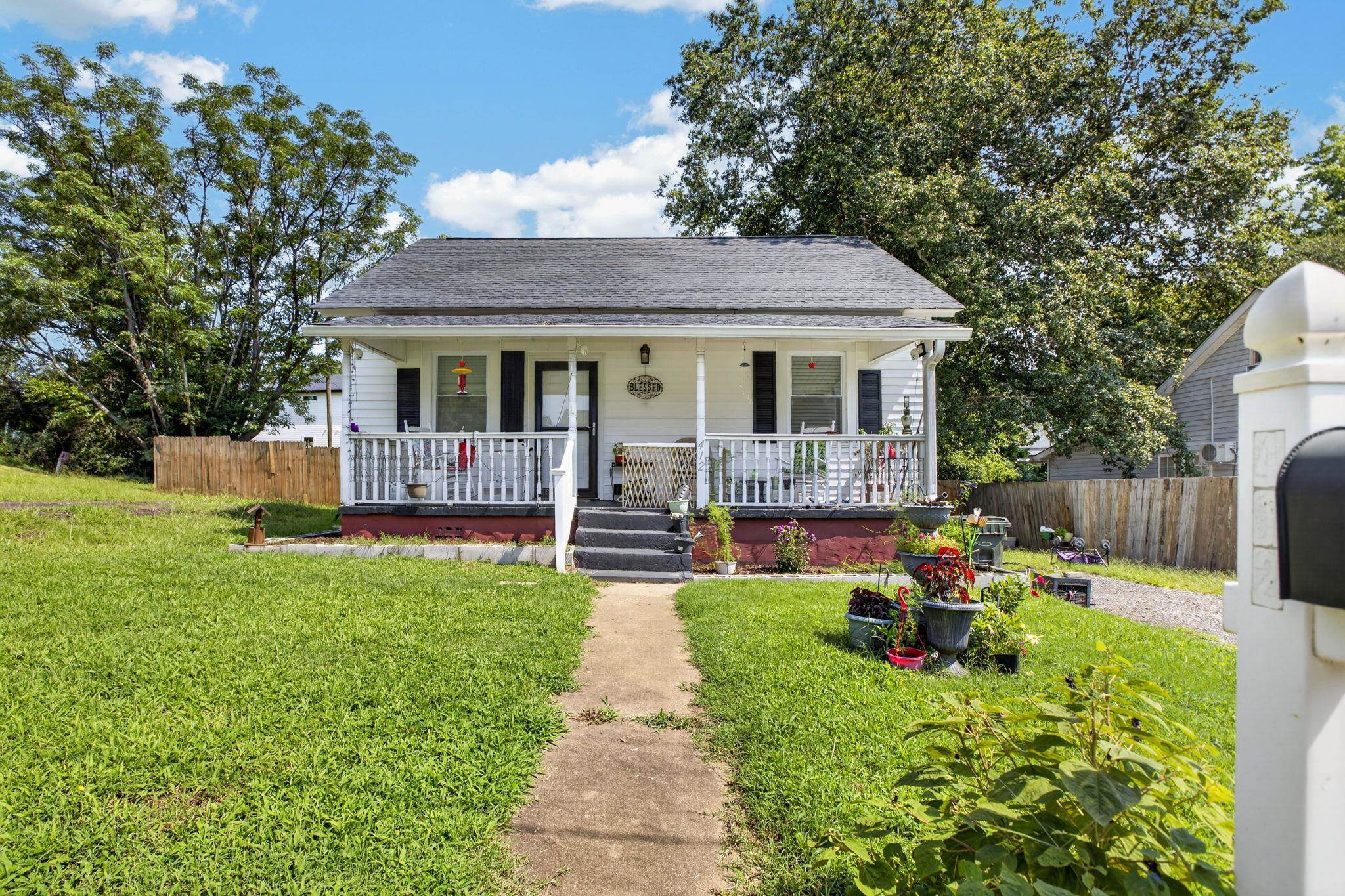 1st image of 412 Connecticut Ave, Greer, SC 29650 | MLS# SPN340531